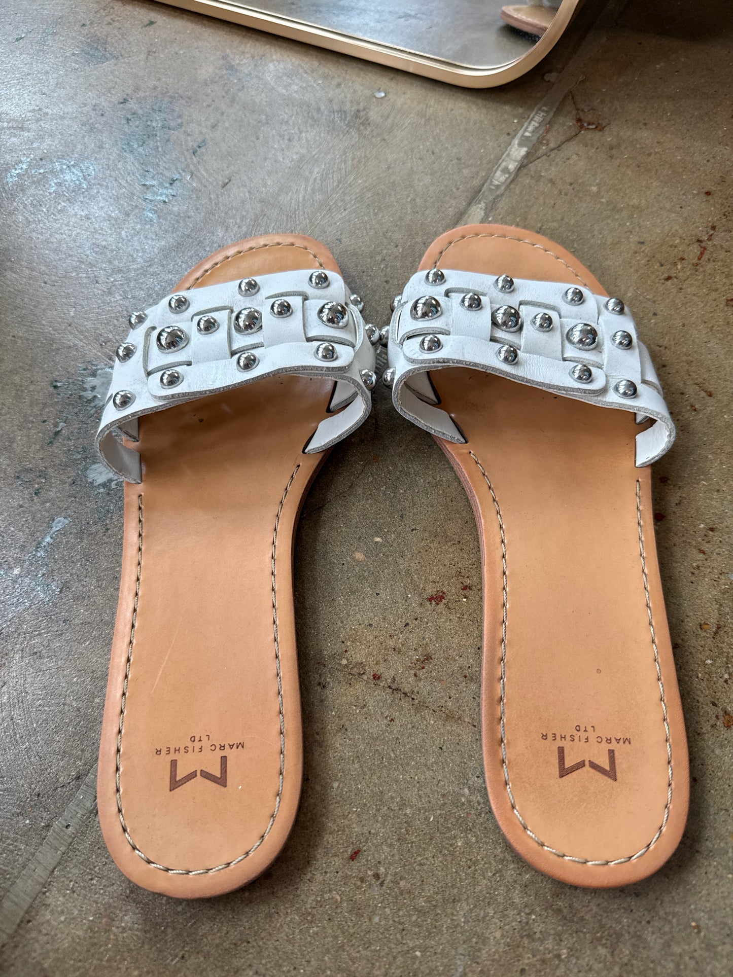 Marc Fisher Shoe Size 9.5 White/Silver Sandals