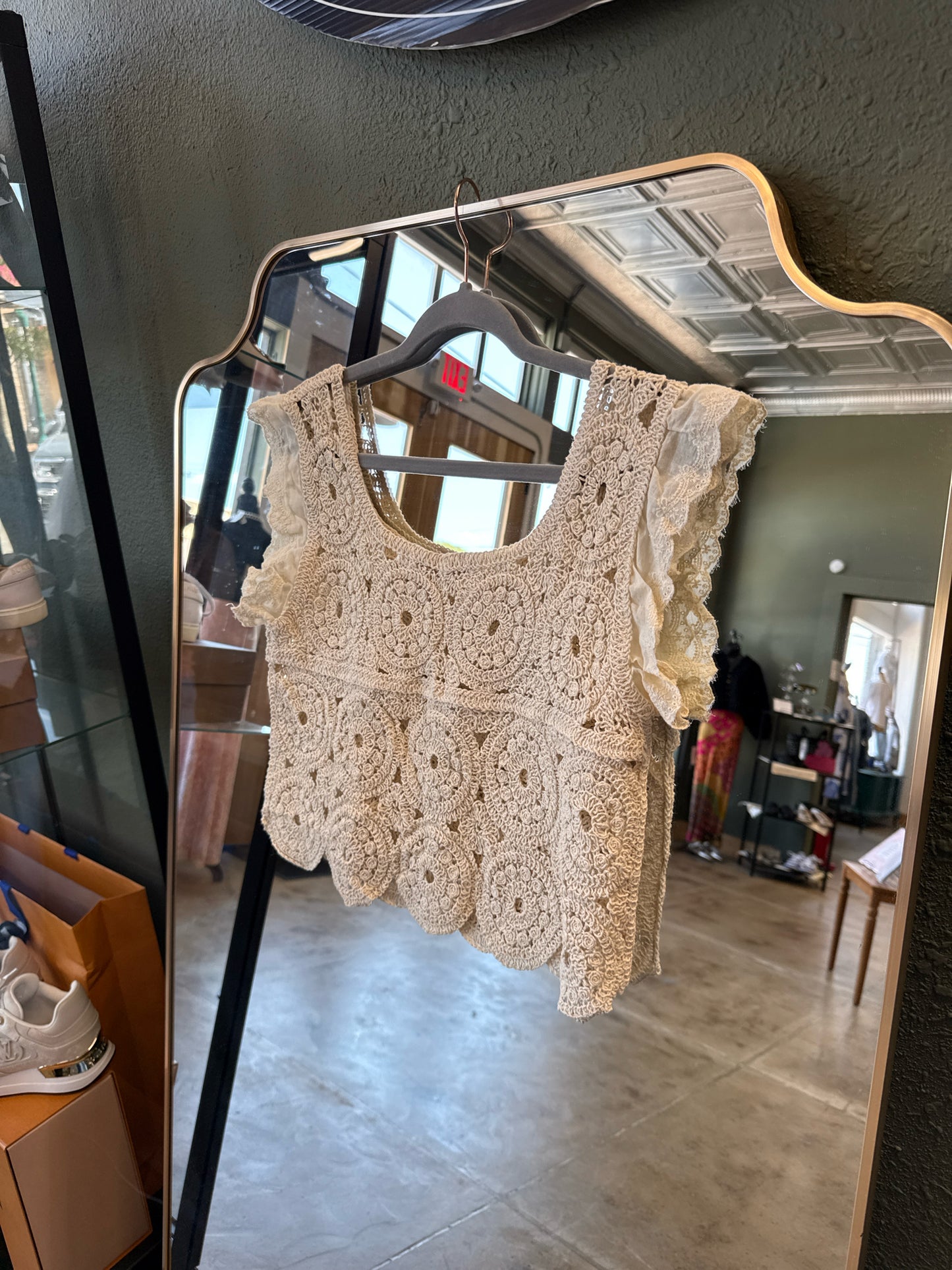 Bishop + Young Size S Cream Top