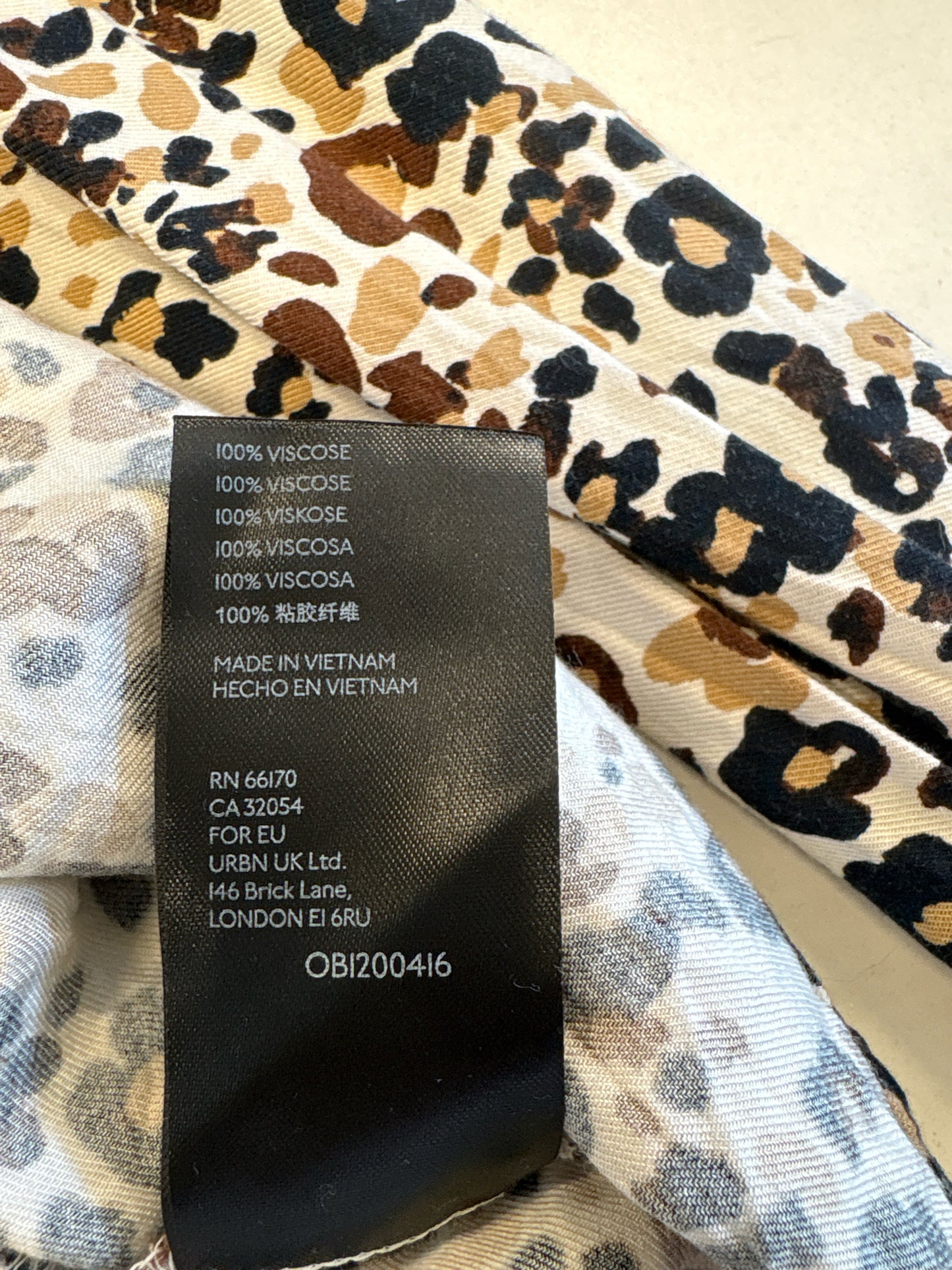 Maeve Size 10 white/multi Cheetah Top