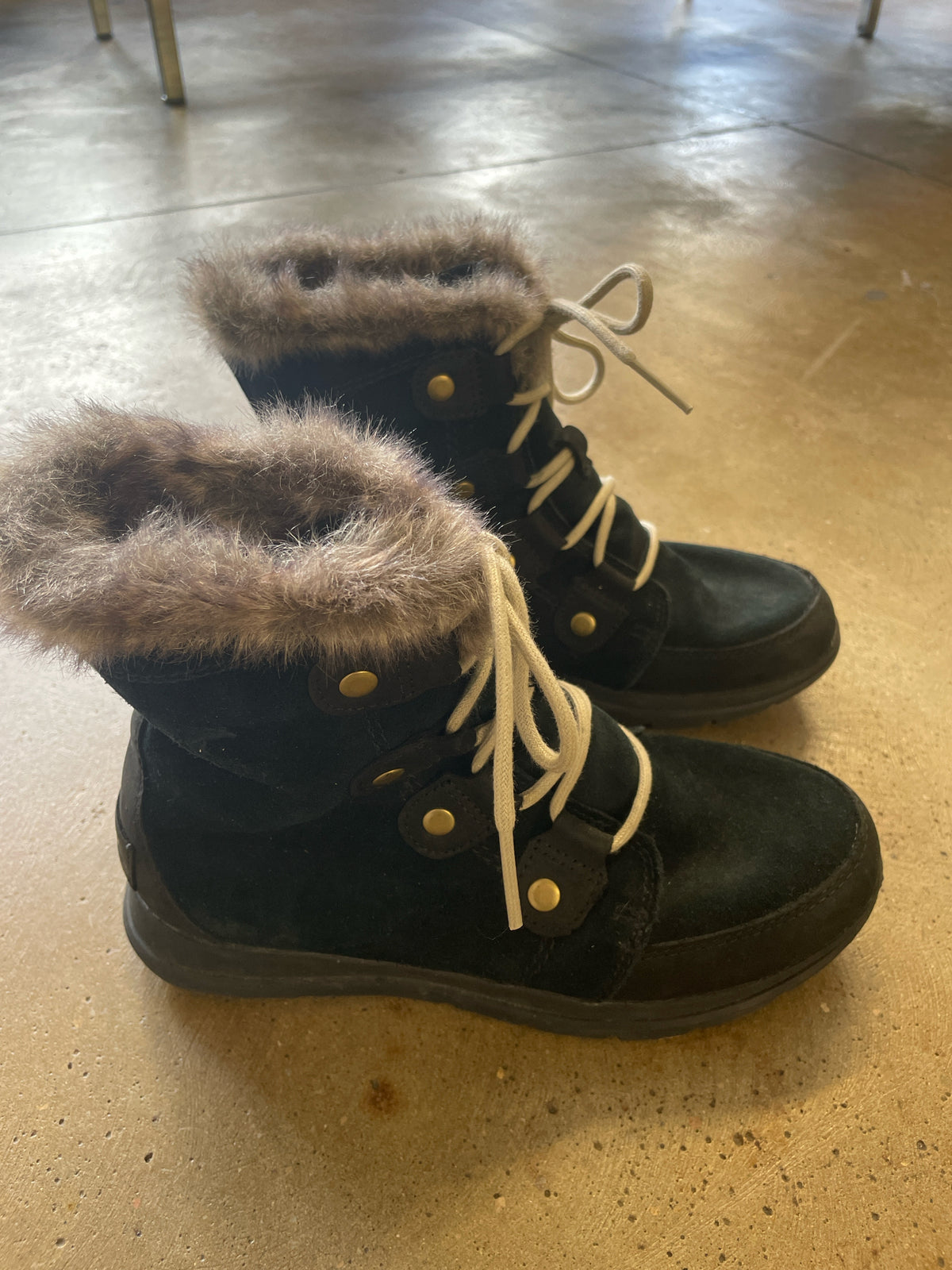 sorel Shoe Size 7 Black Boots