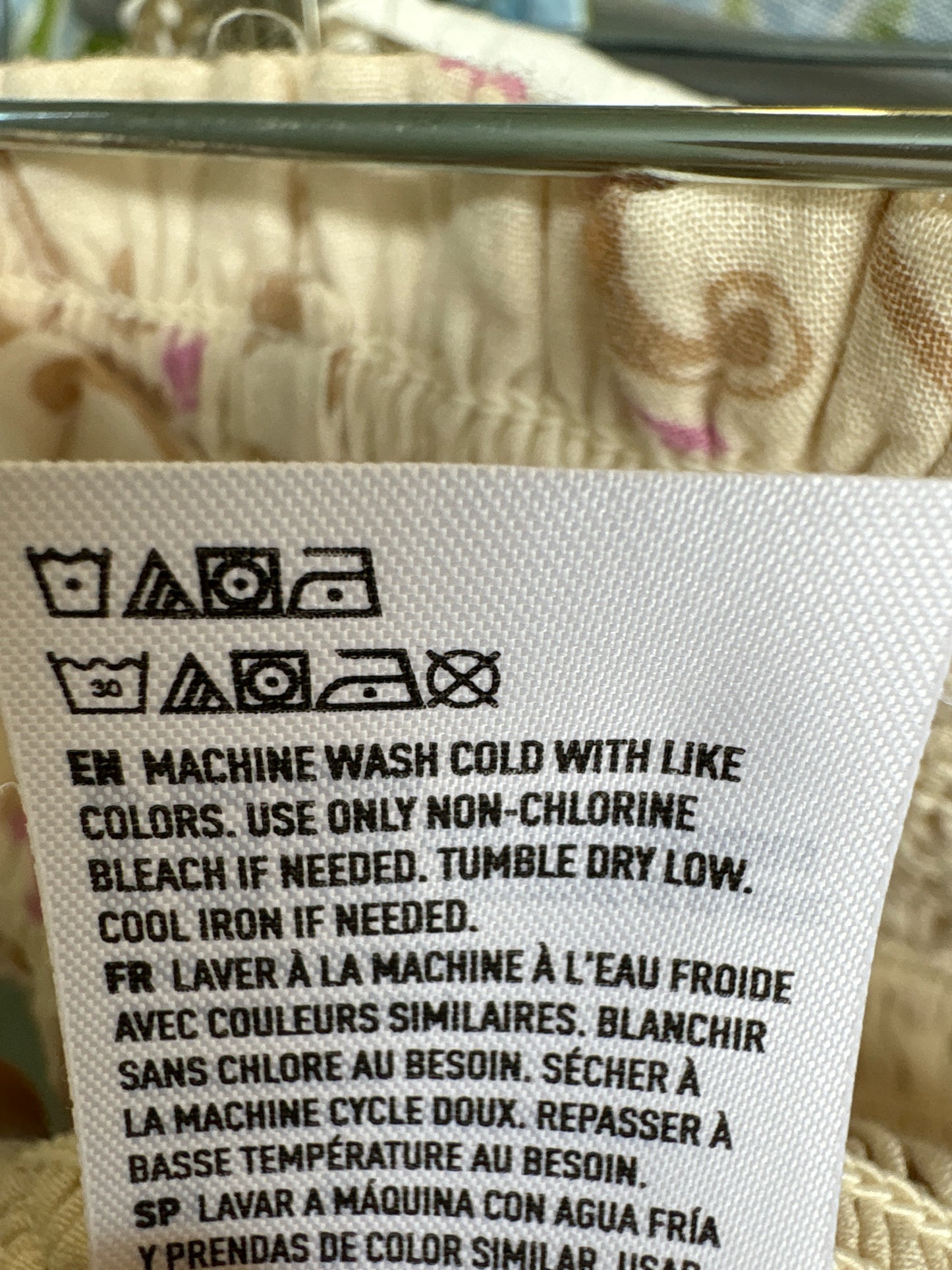 American Eagle Size M cream + multi Romper