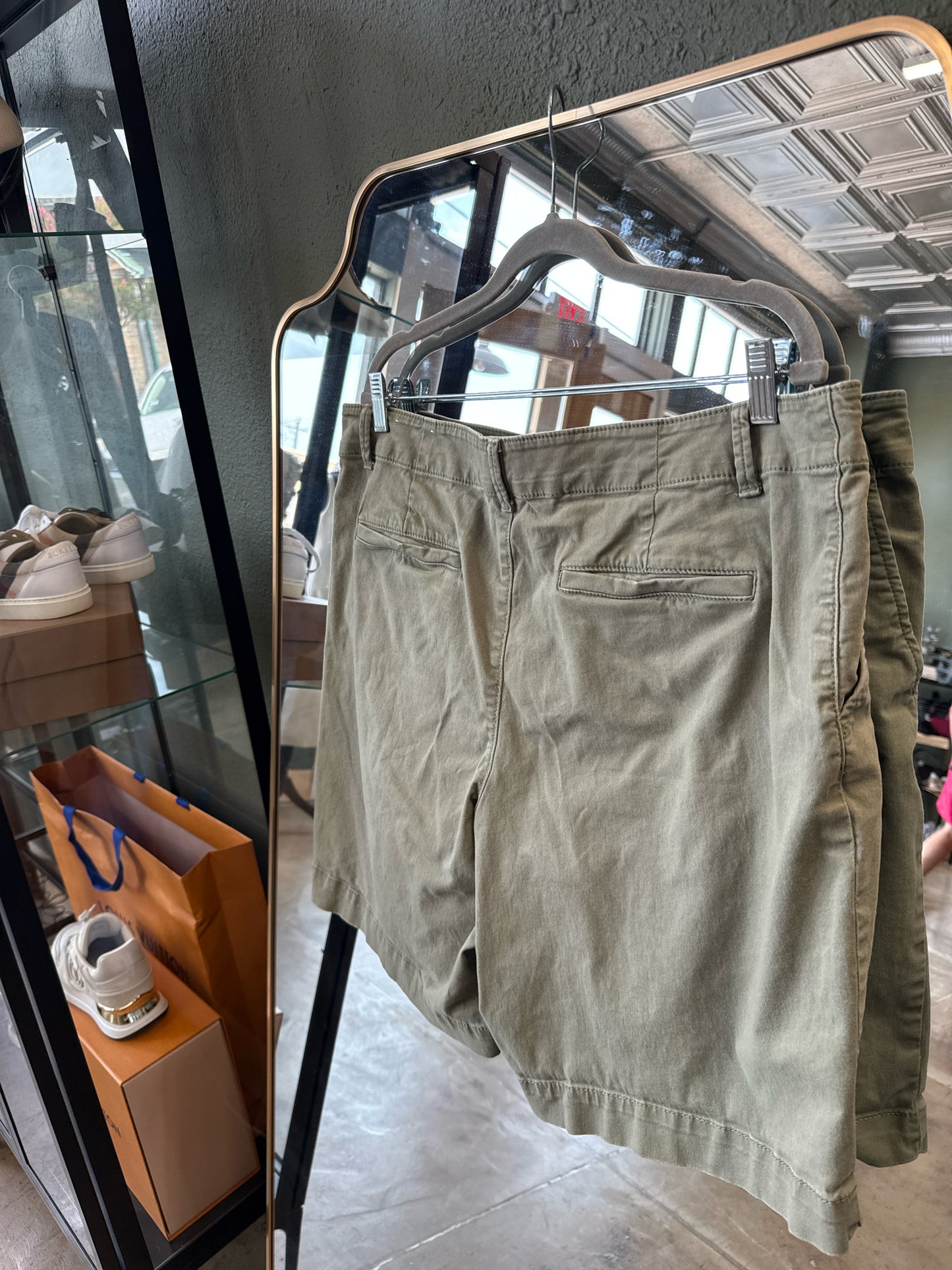 LOFT Size 16 Green Shorts
