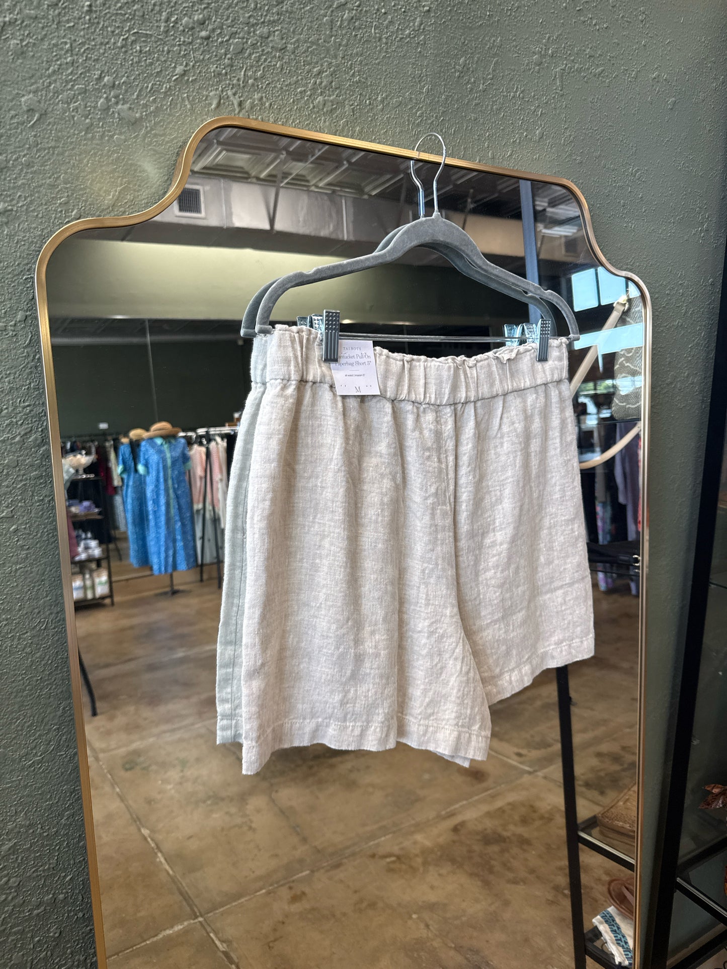TALBOTS Size M Tan Shorts