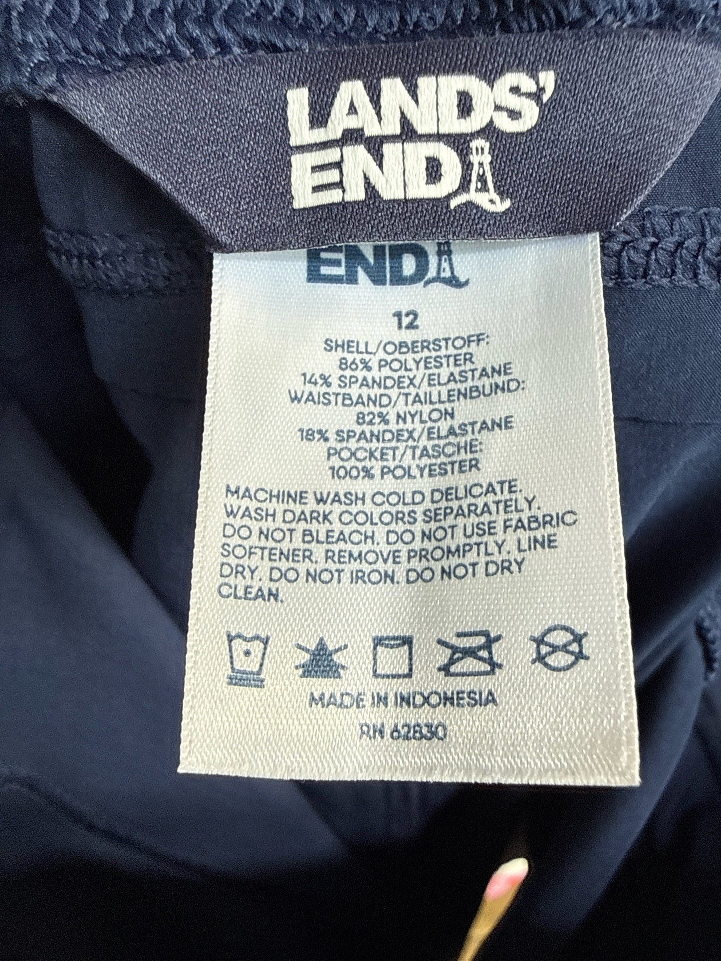 Lands End Size 12 Navy Shorts
