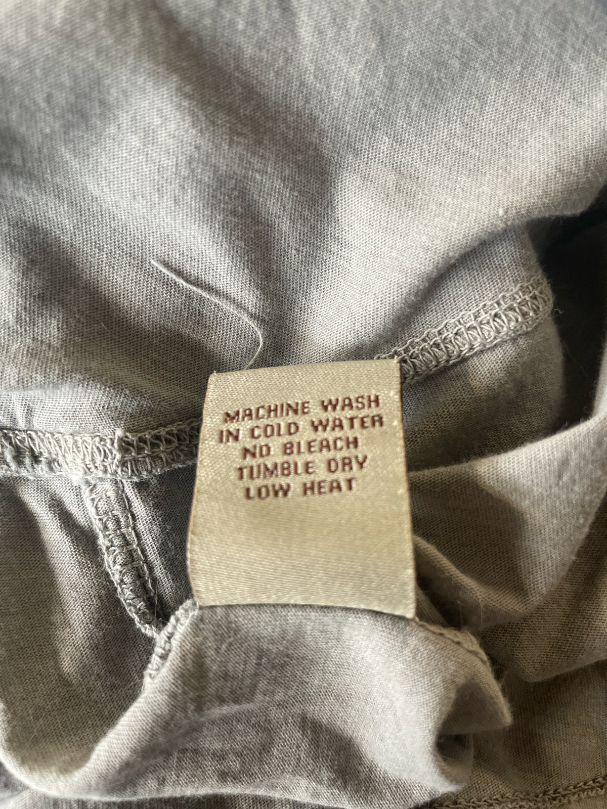 XCVI Size XL Gray Tanks