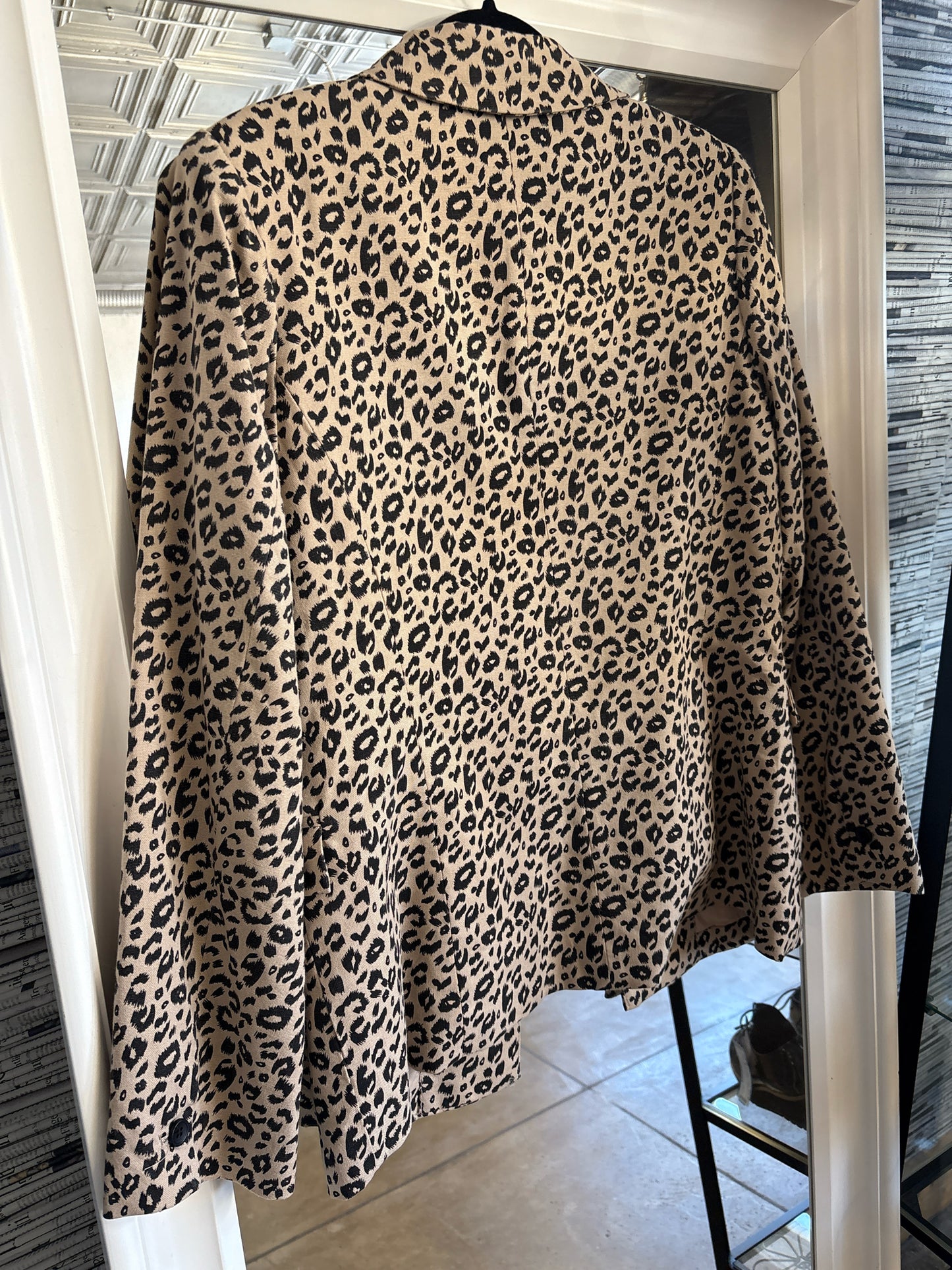entro Size M Blazer