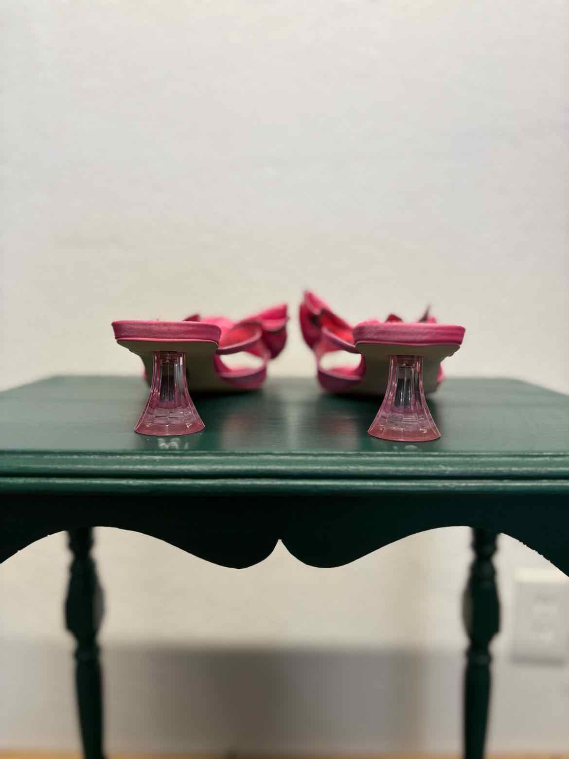 CIRCUS Shoe Size 7 Bubblegum bow Heels