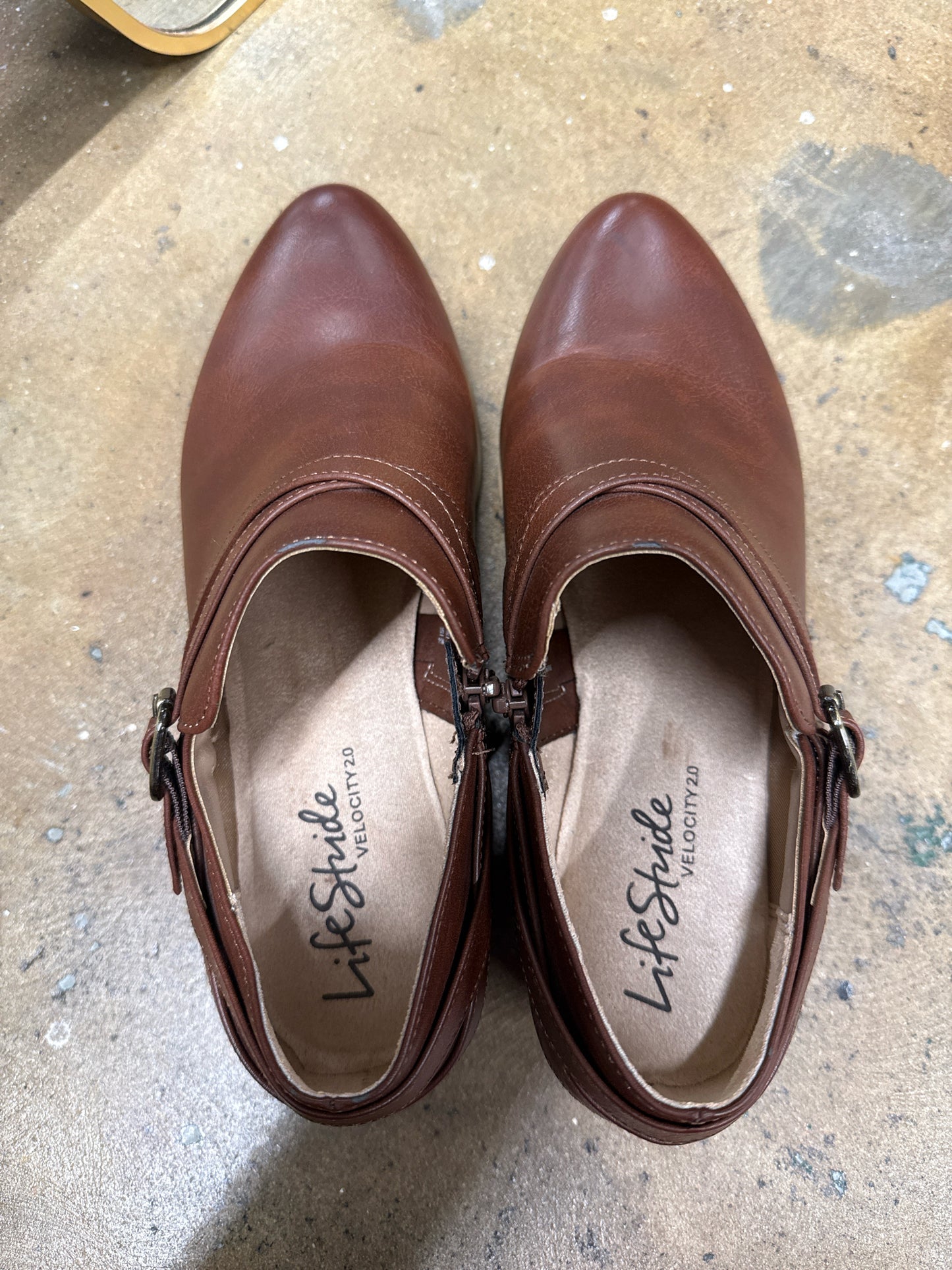 Life Stride Shoe Size 11 Brown Loafers