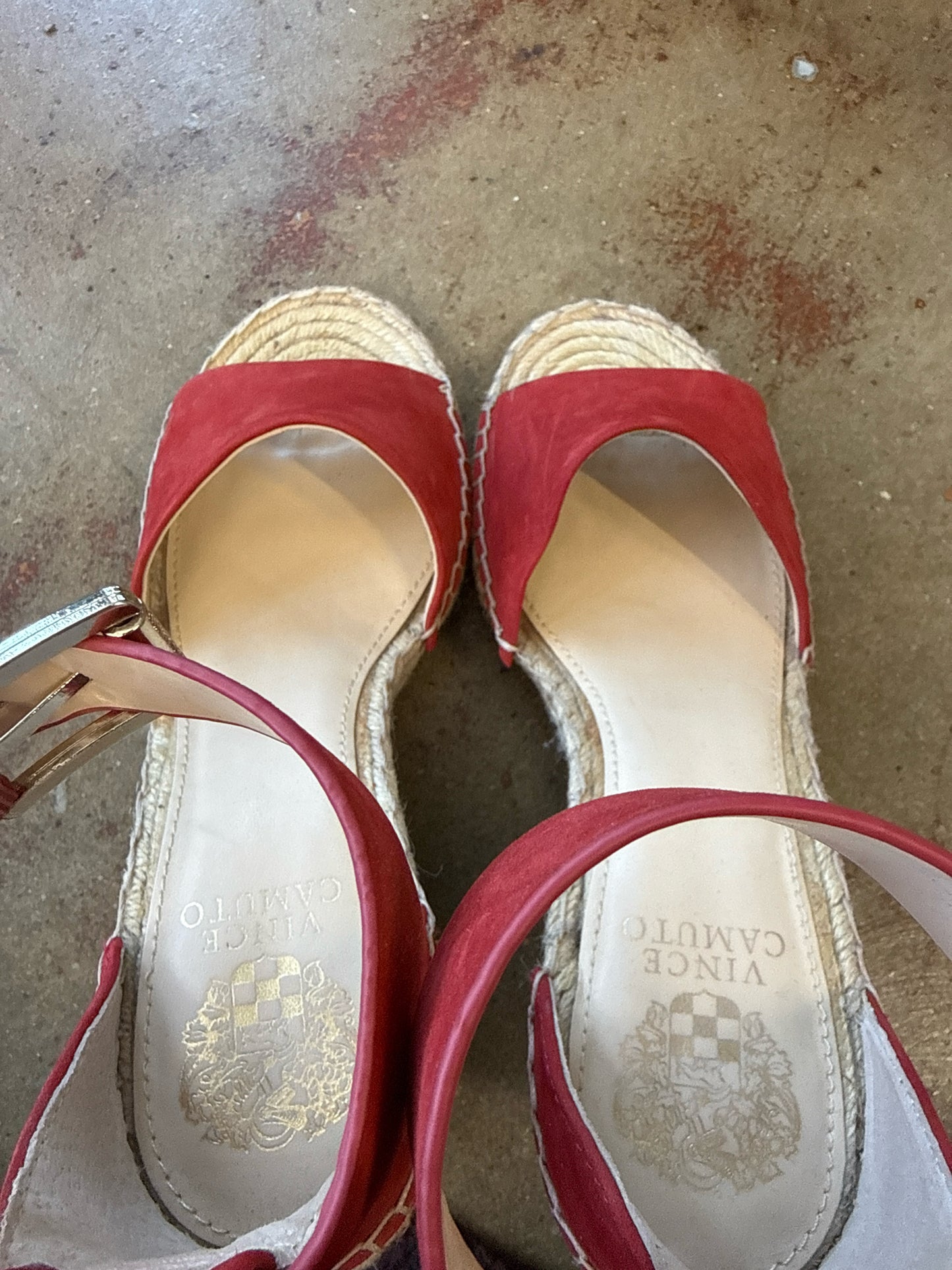 Vince Camuto Shoe Size 8.5 Red Heels
