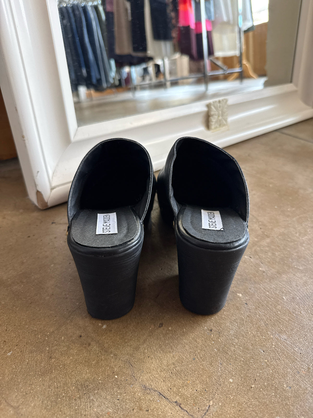 Steve Madden Shoe Size 8 Black Clogs