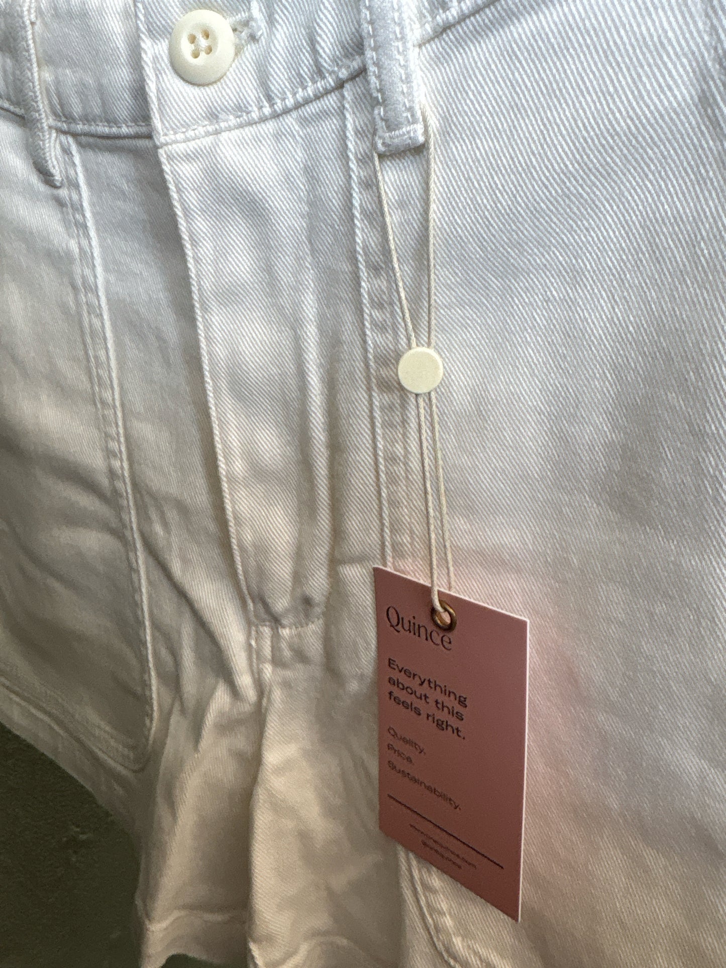 Quince Size 4 White Shorts