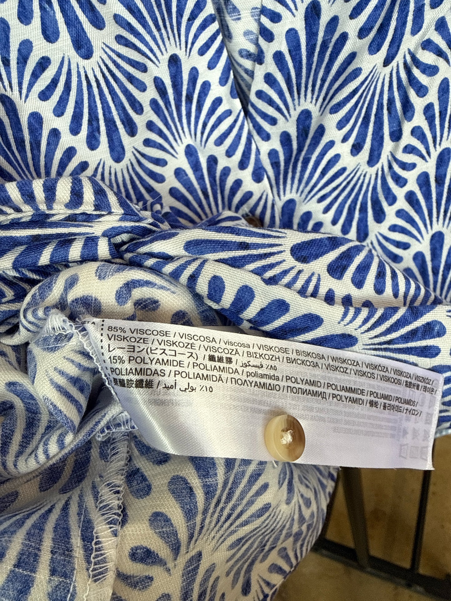 MNG Size 6 Blue/White Top