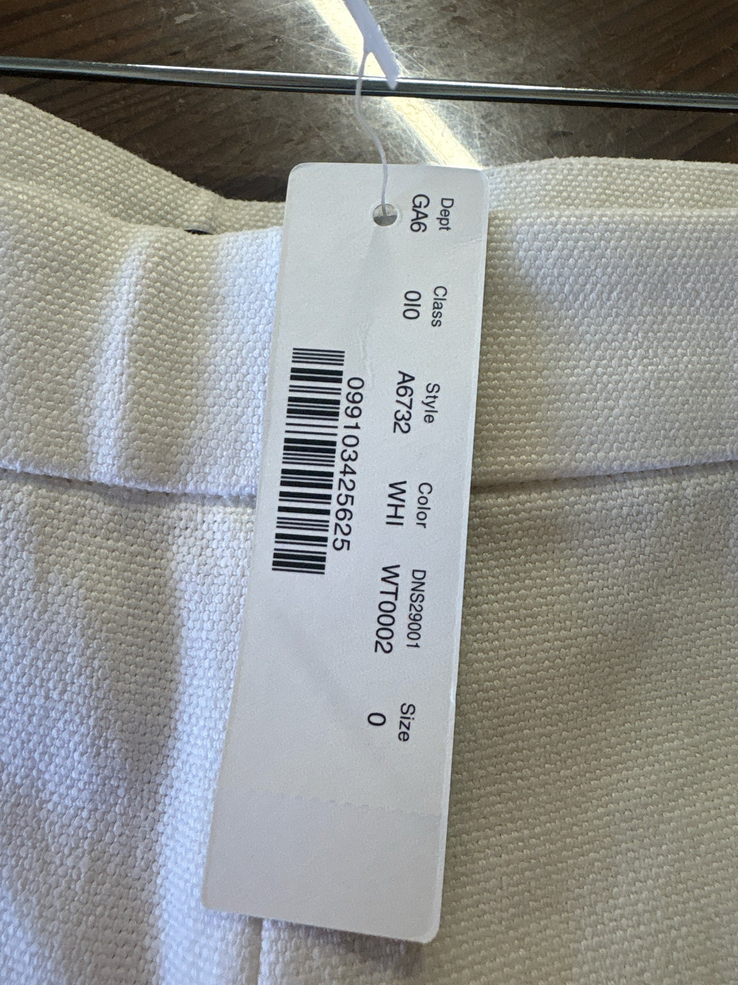 J. CREW Size 0 White Shorts