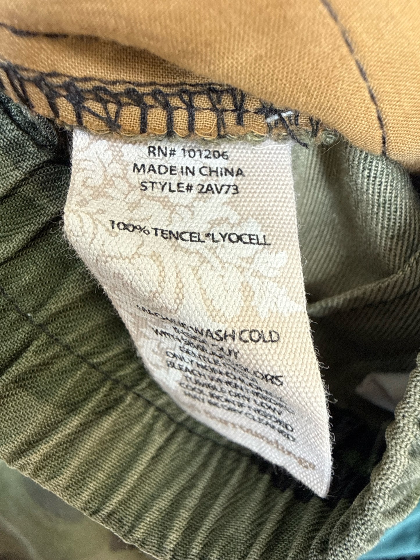 Soft Surroundings Size M Camo Pants