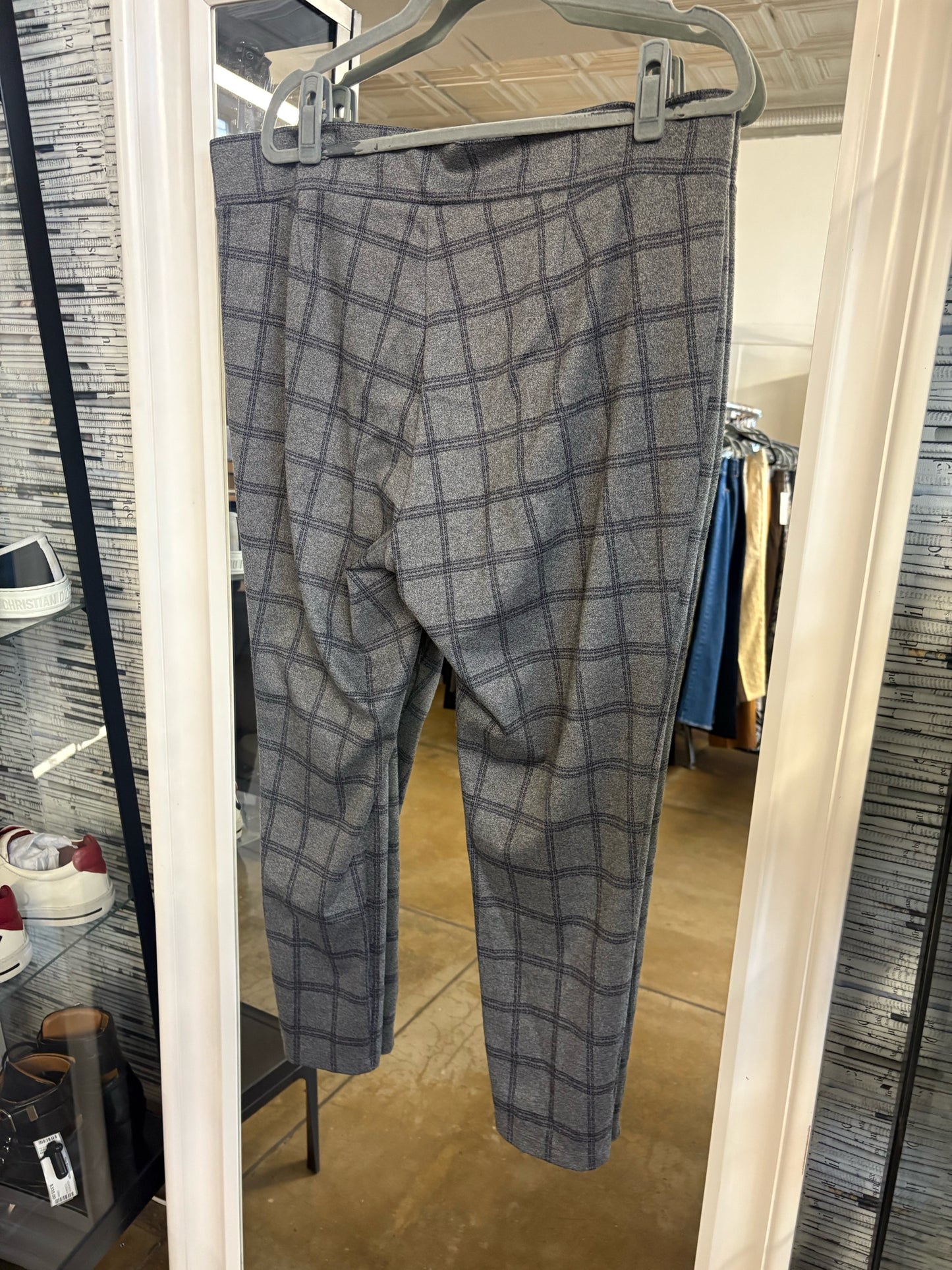 LOFT Size XL Gray Checkered Pants
