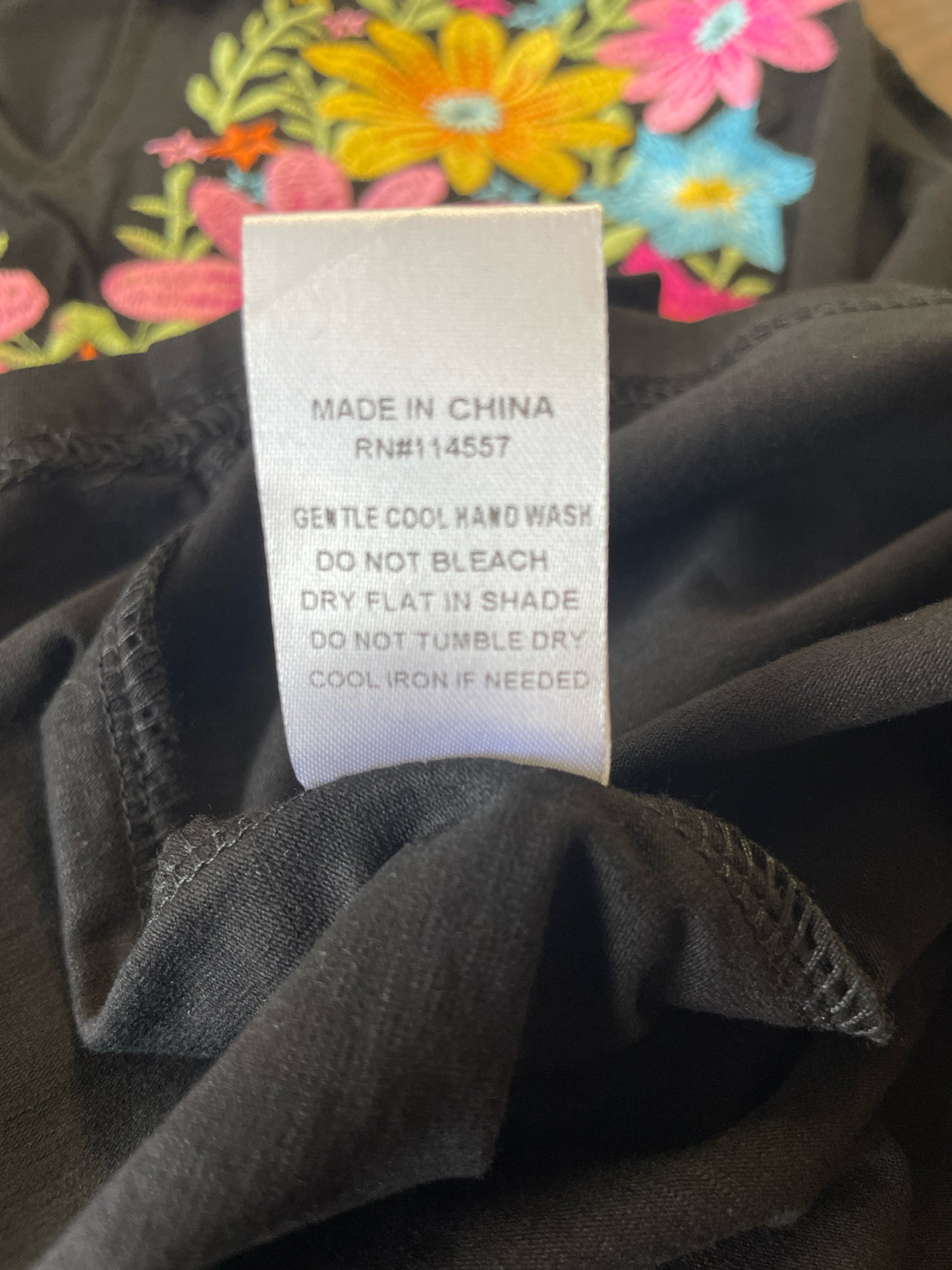 THML Size M black multi Top
