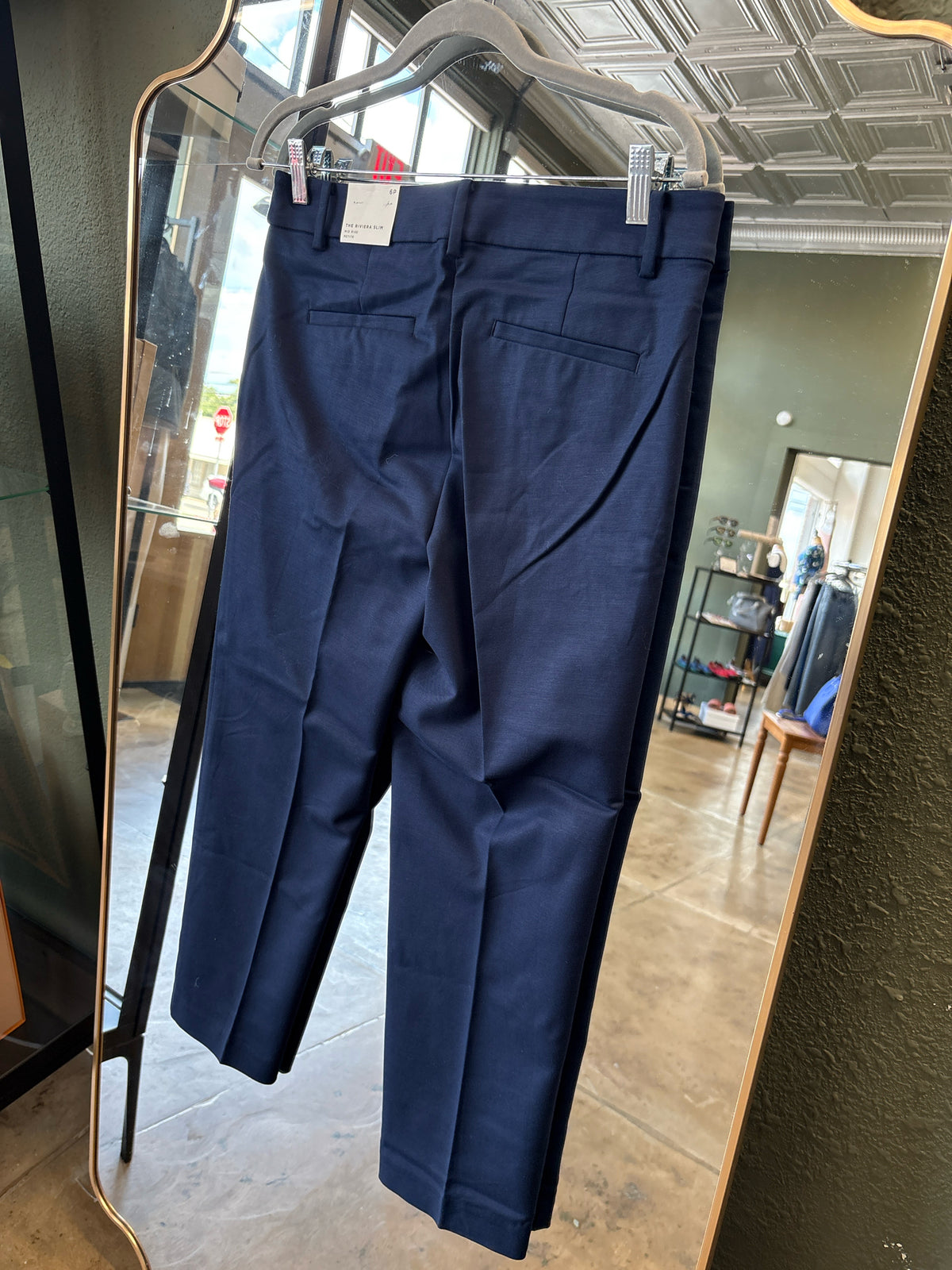 LOFT Size 6P Navy Slacks