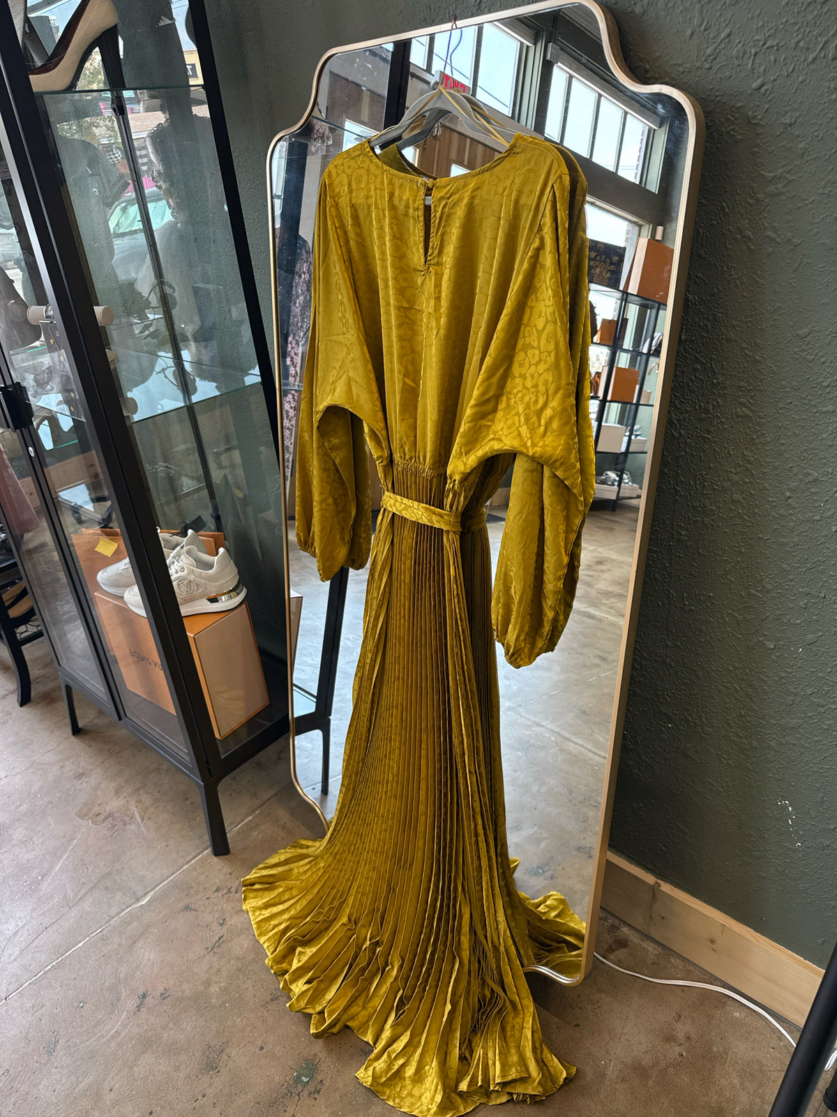 Flying Tomato Size M Mustard Dress