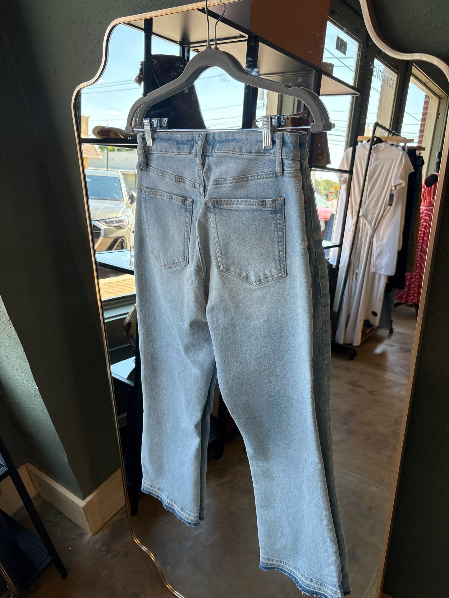 LOFT Size 26/2 Light Wash Jeans