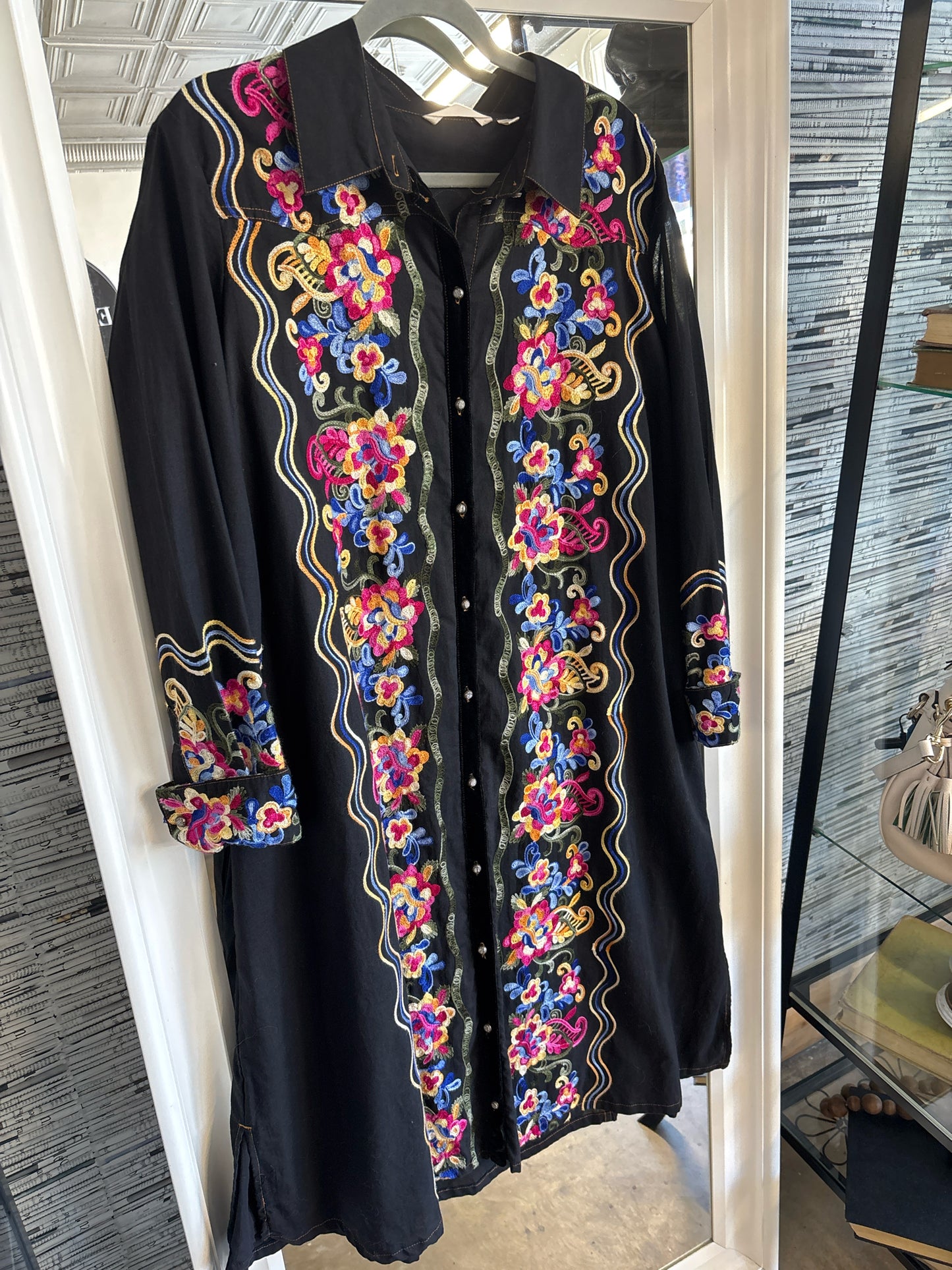 Soft Surroundings Size 1X Black/Multi Embroidered Dress