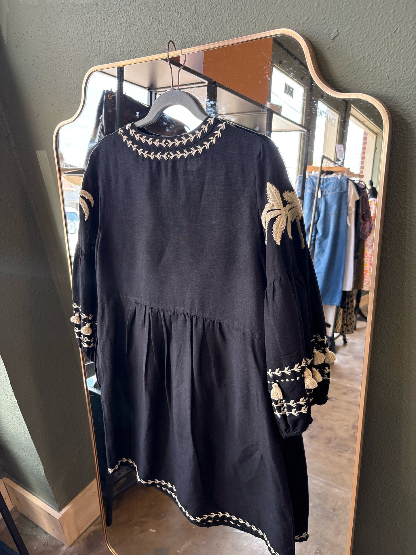 Tommy Bahama Size S Black Embroid. Dress