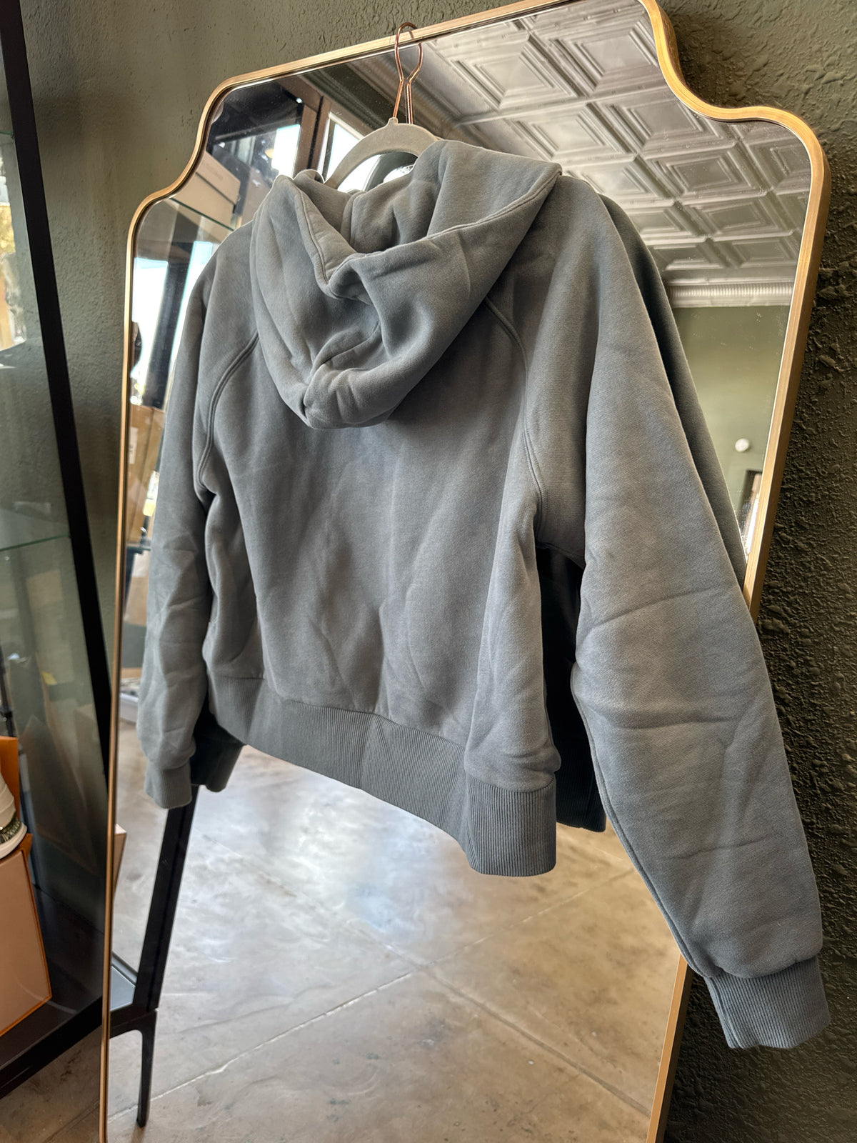 Vuori Size S seafoam Pullover/Hoodie