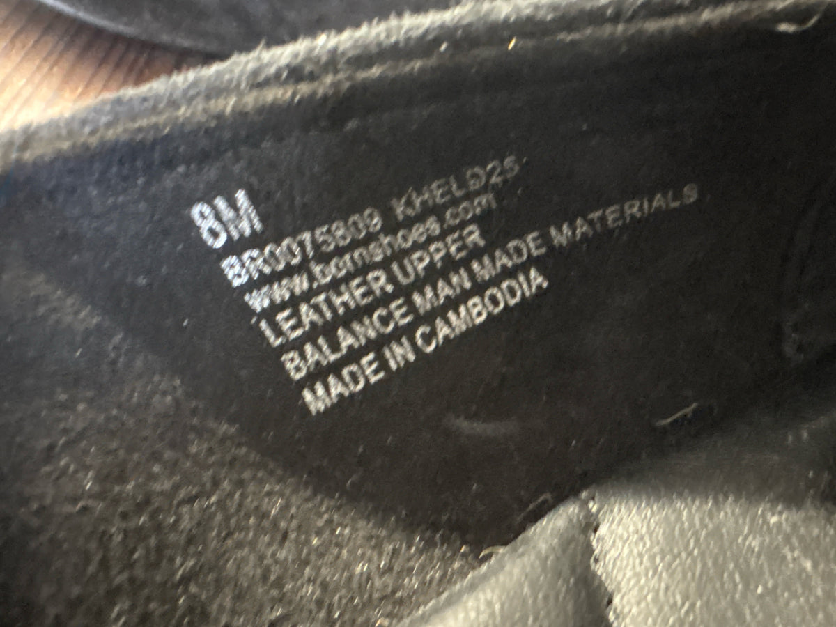 Born Shoe Size 8M Black Flats