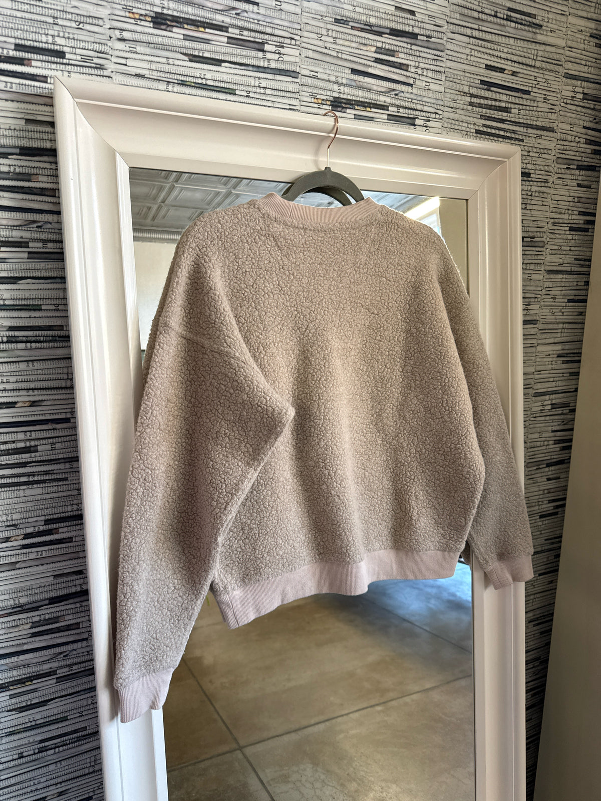 outdoor voices Size S Cream Pullover/Hoodie
