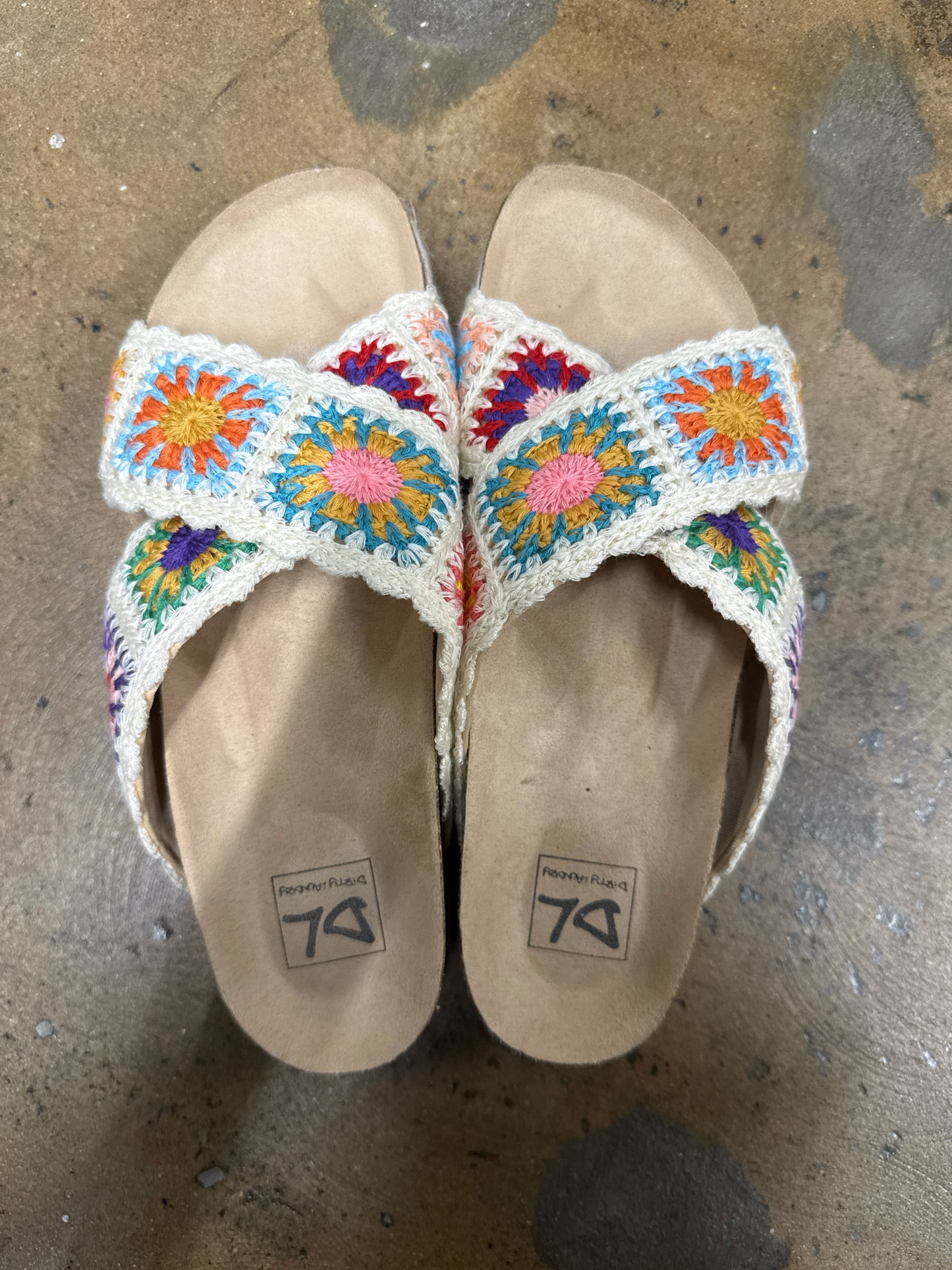 Dirty laundry Shoe Size 7.5 Tan/Multi Sandals