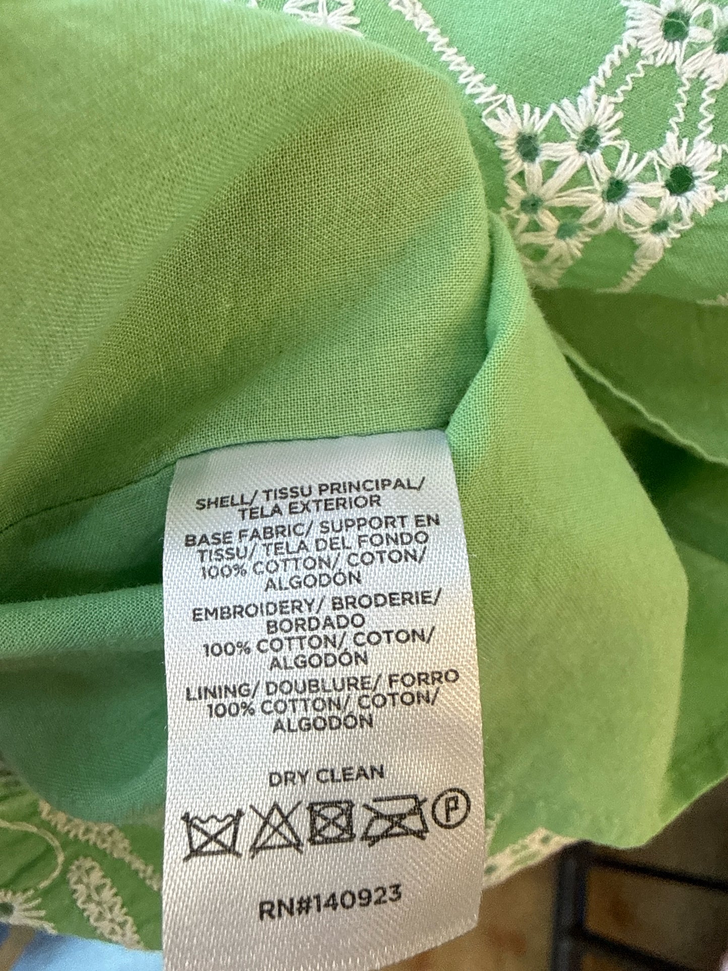 LOFT Size L Green Top