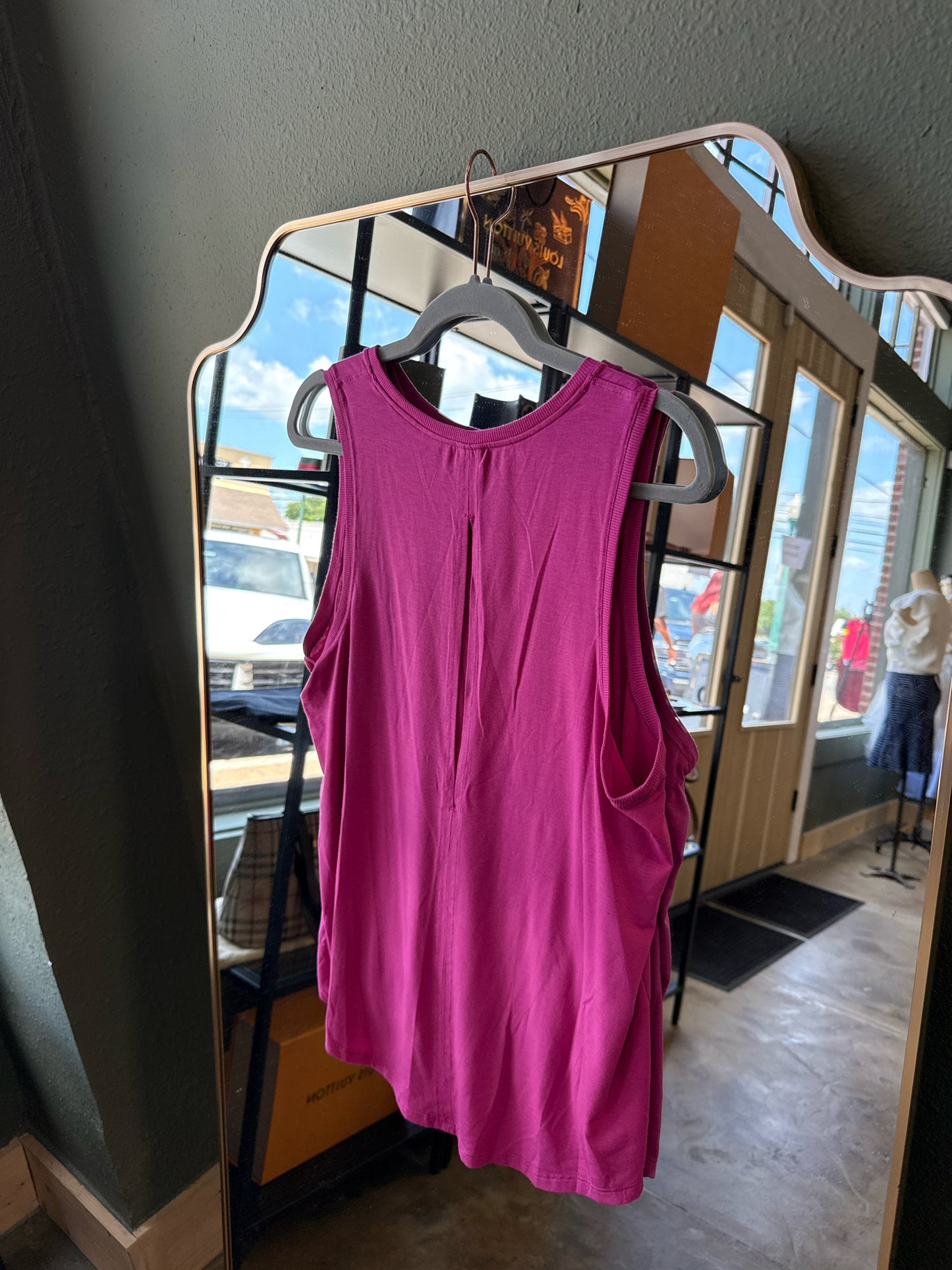 ATHLETA Size L Pink Tanks