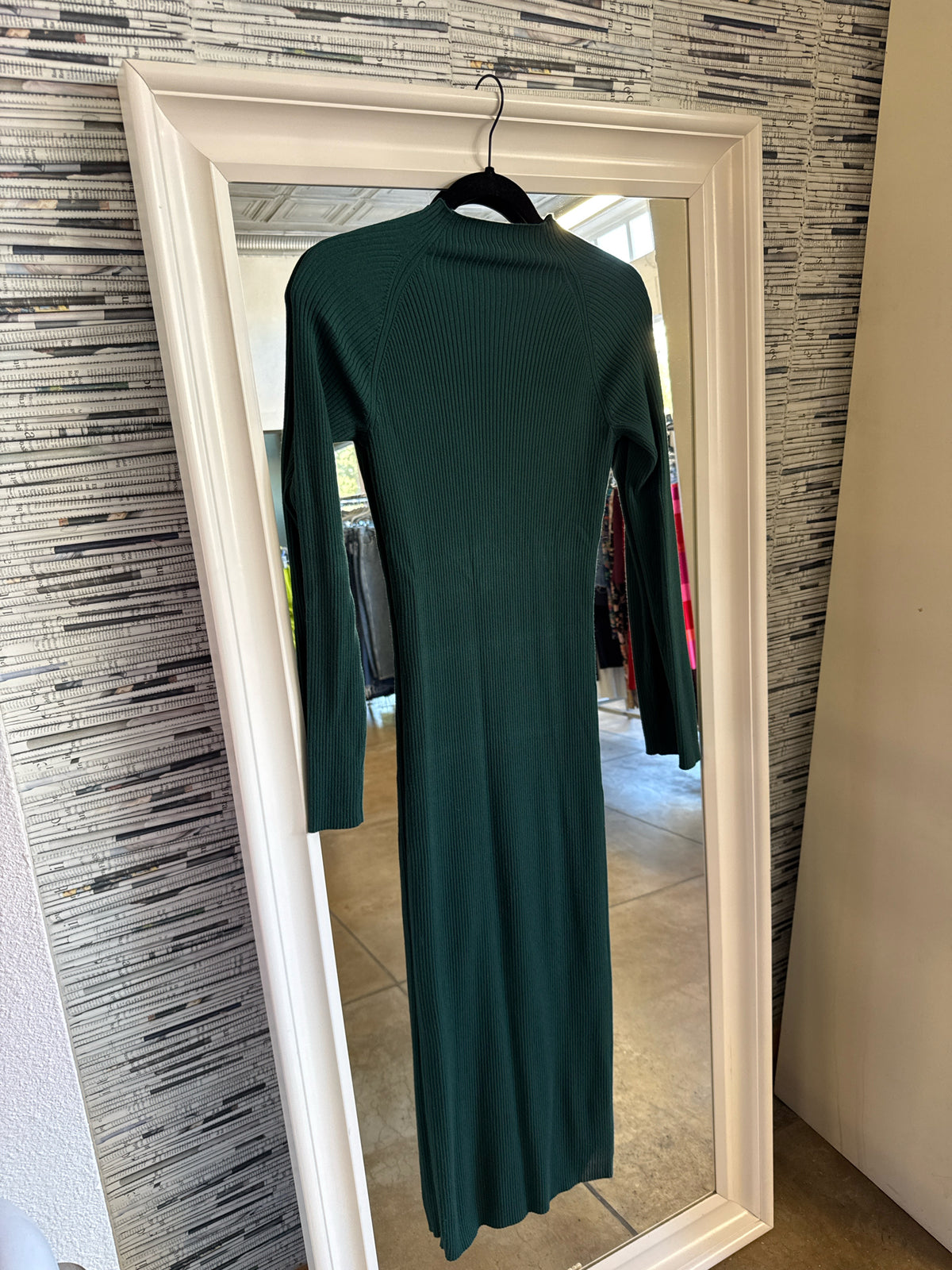 wilfred Size M Green Dress