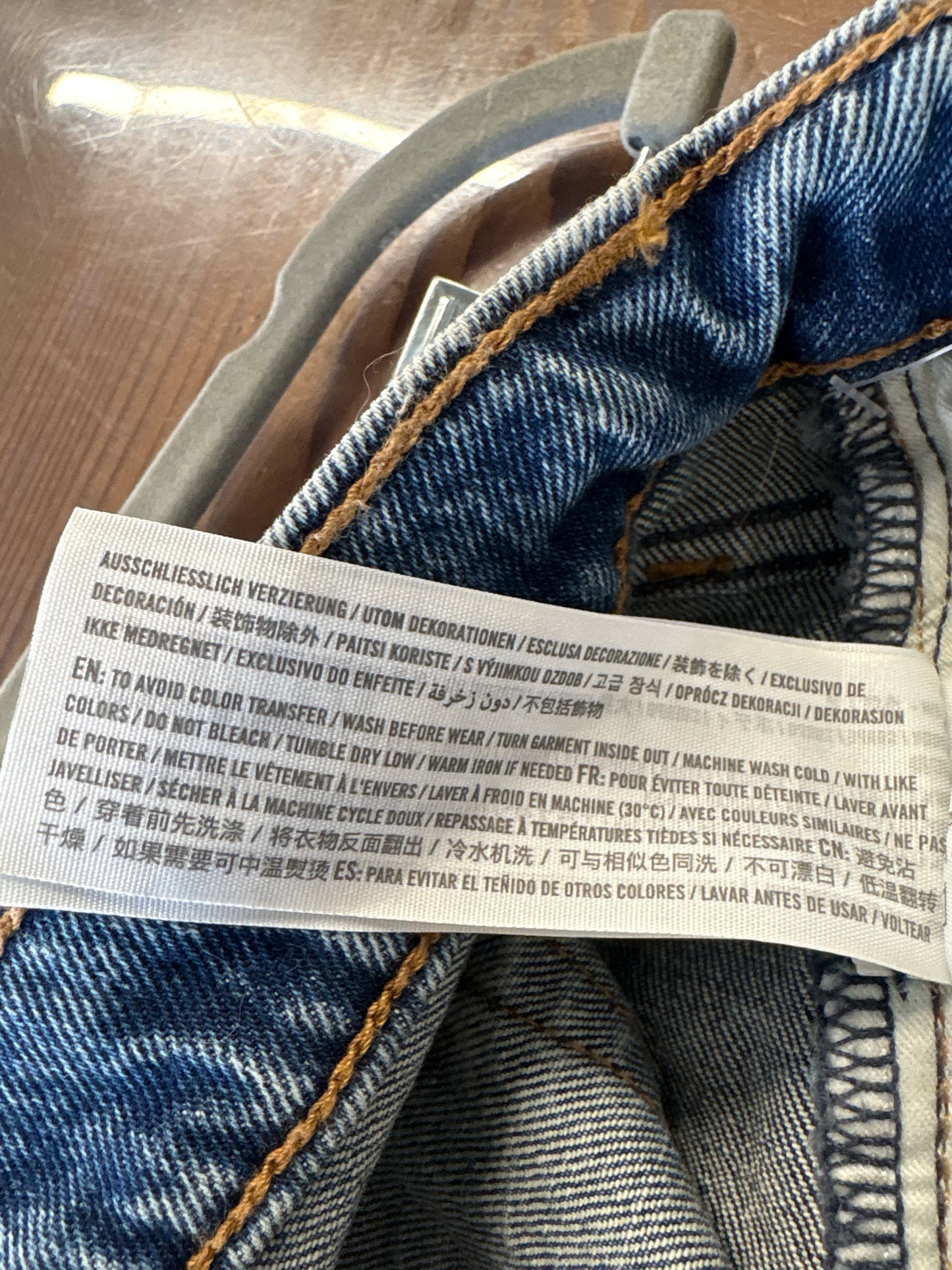 Abercrombie & Fitch Size 35 Jeans