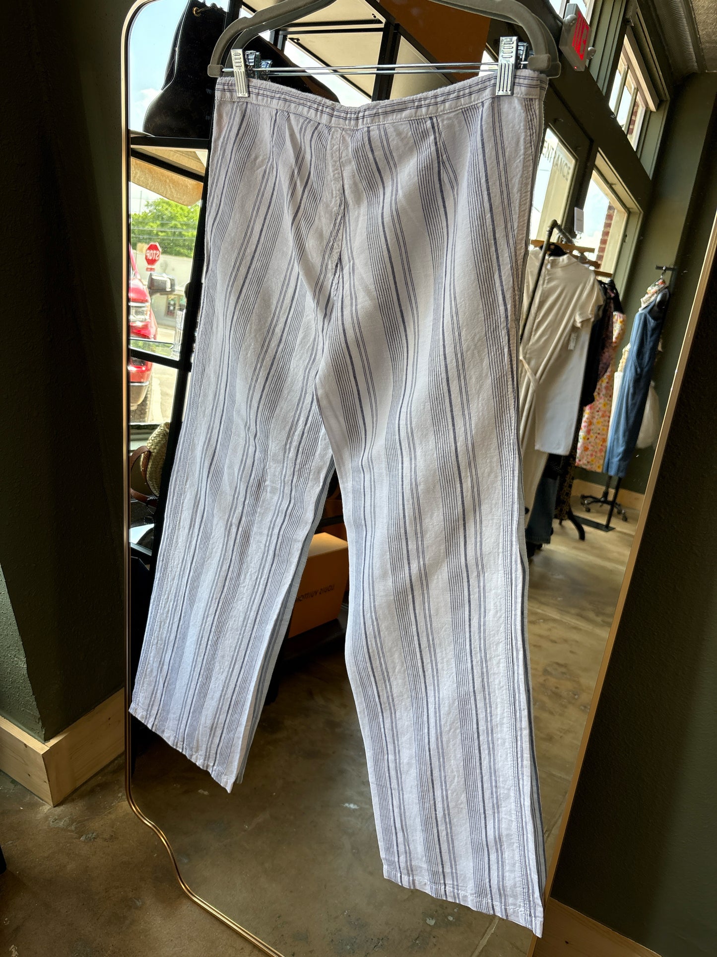 Victoria's Secret Size 0 White and Blue Stripe Pants