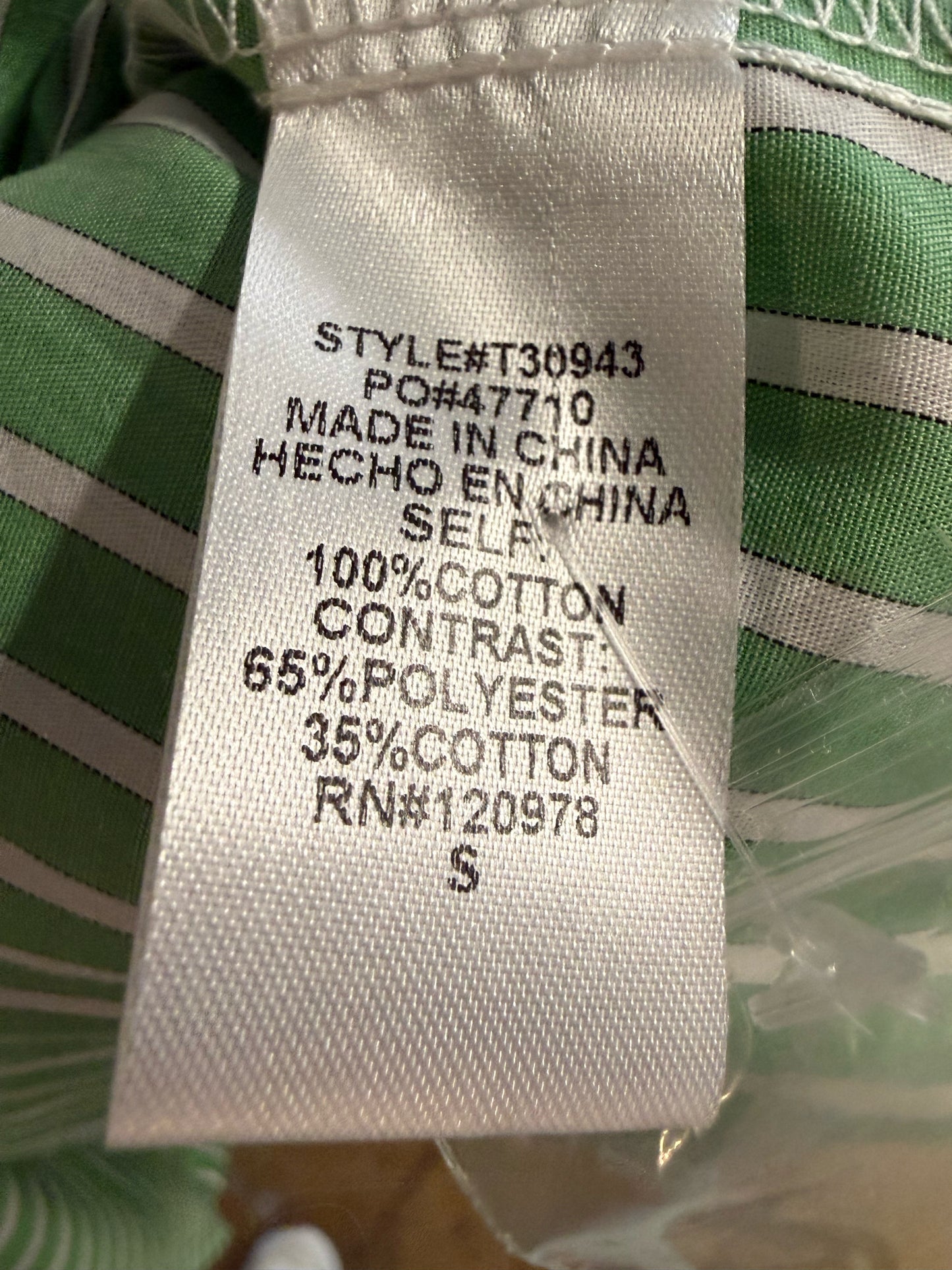 entro Size S Green Top