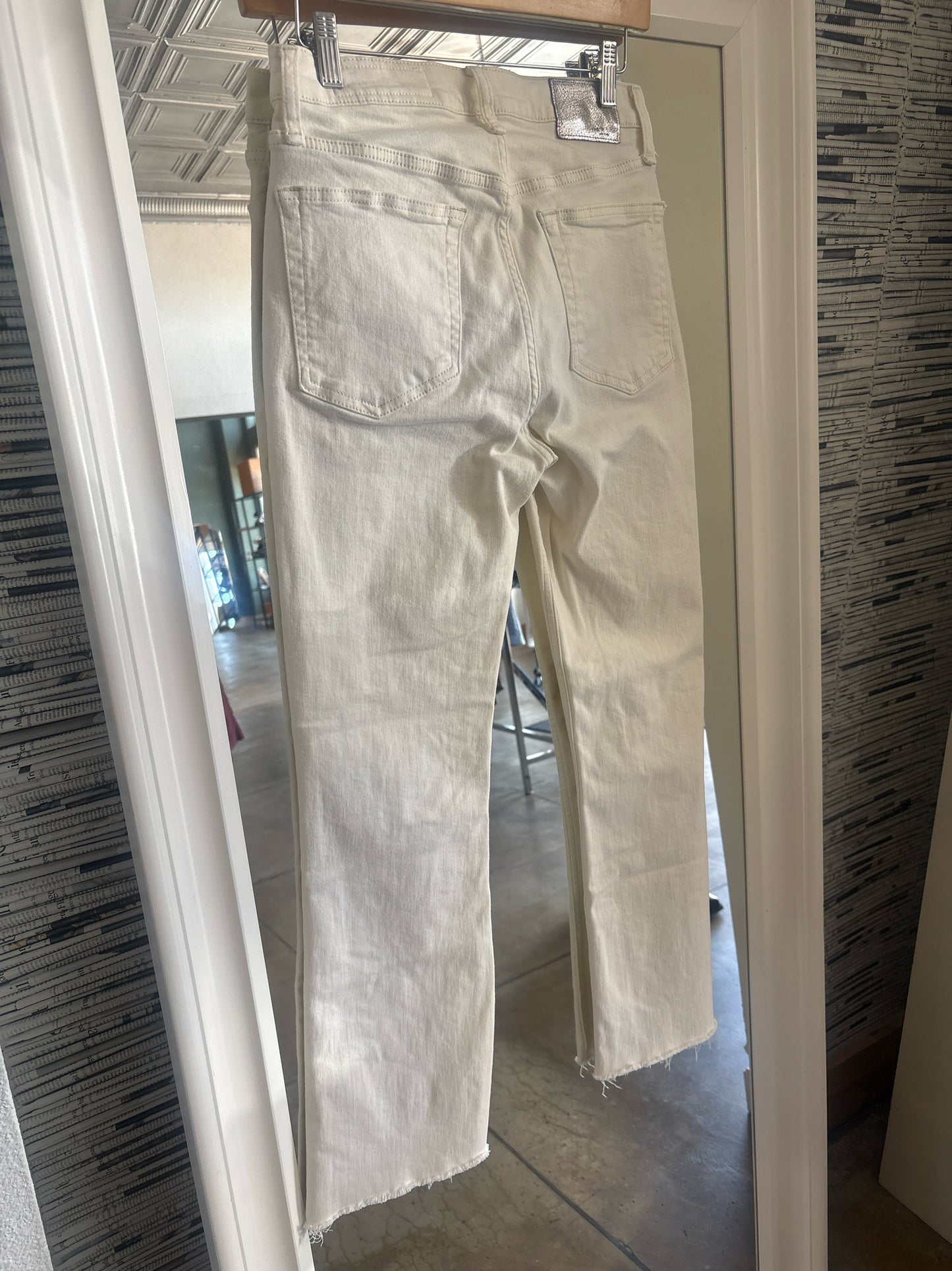 Rag & Bone Size 26 White Jeans