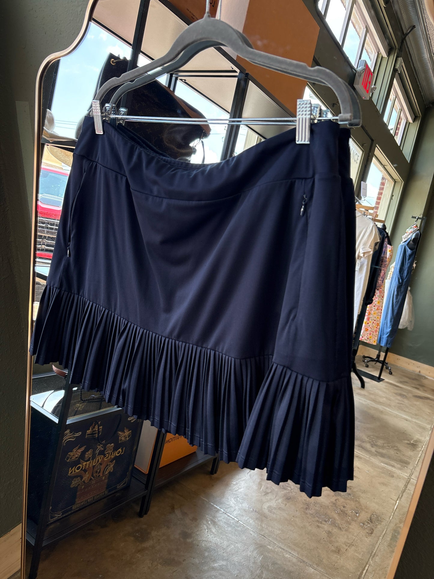 Tail Size XL Navy Skort