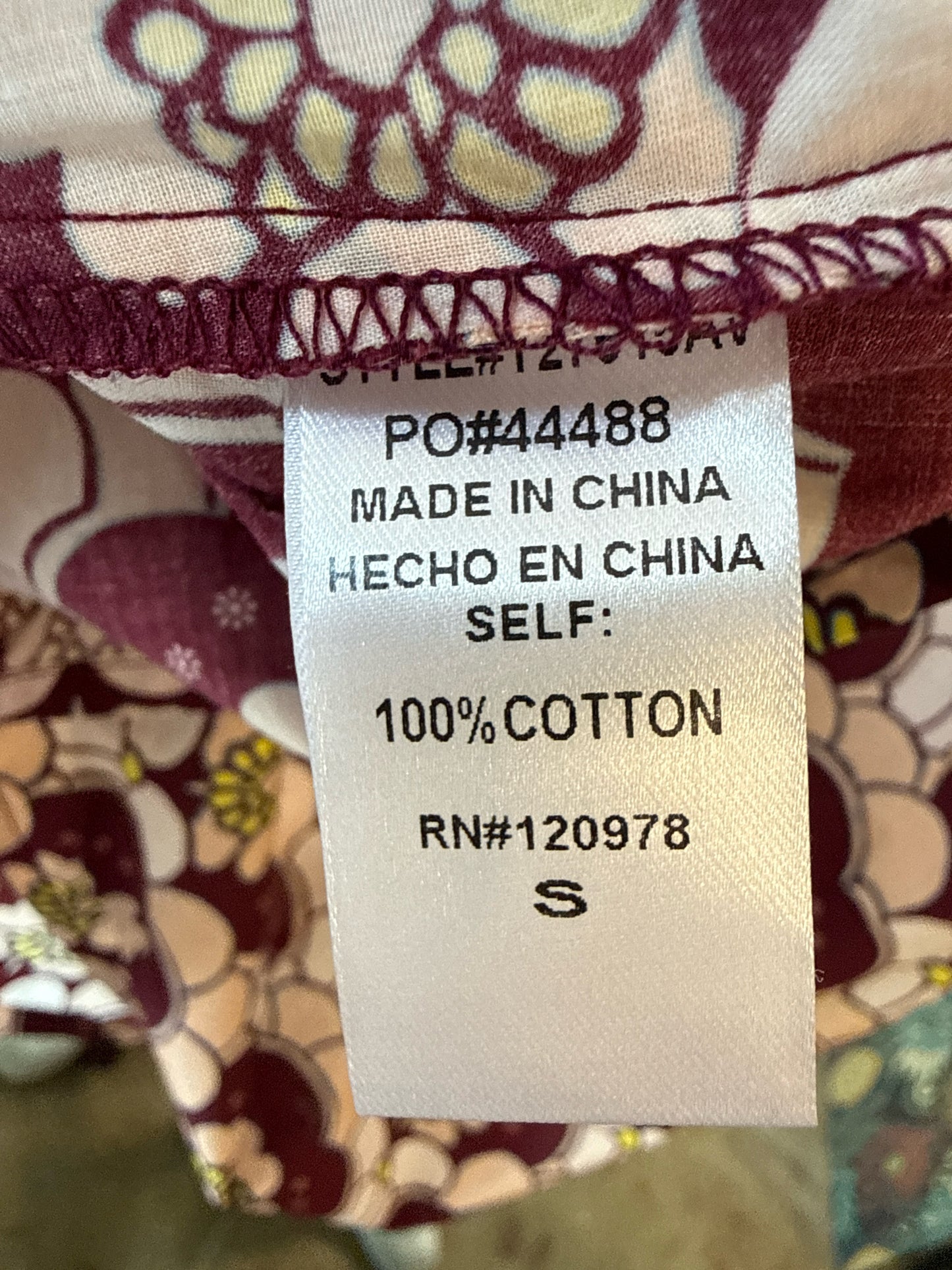entro Size S Maroon Top