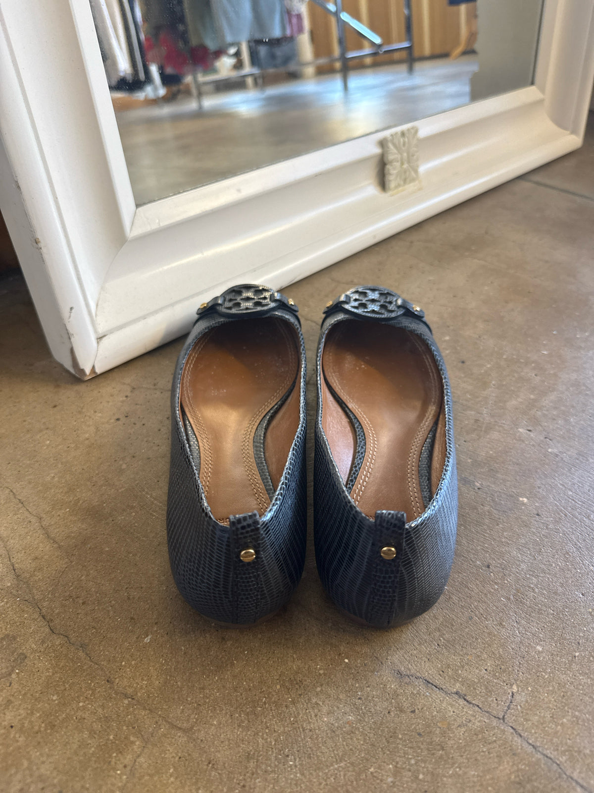 Tory Burch Shoe Size 8 Navy Flats