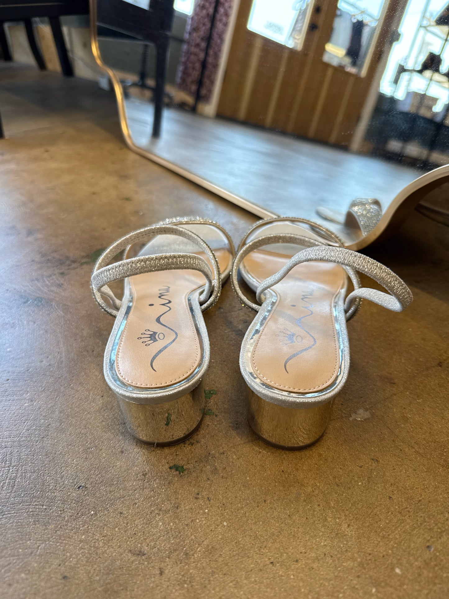 Nina Shoe Size 8 Silver Heels