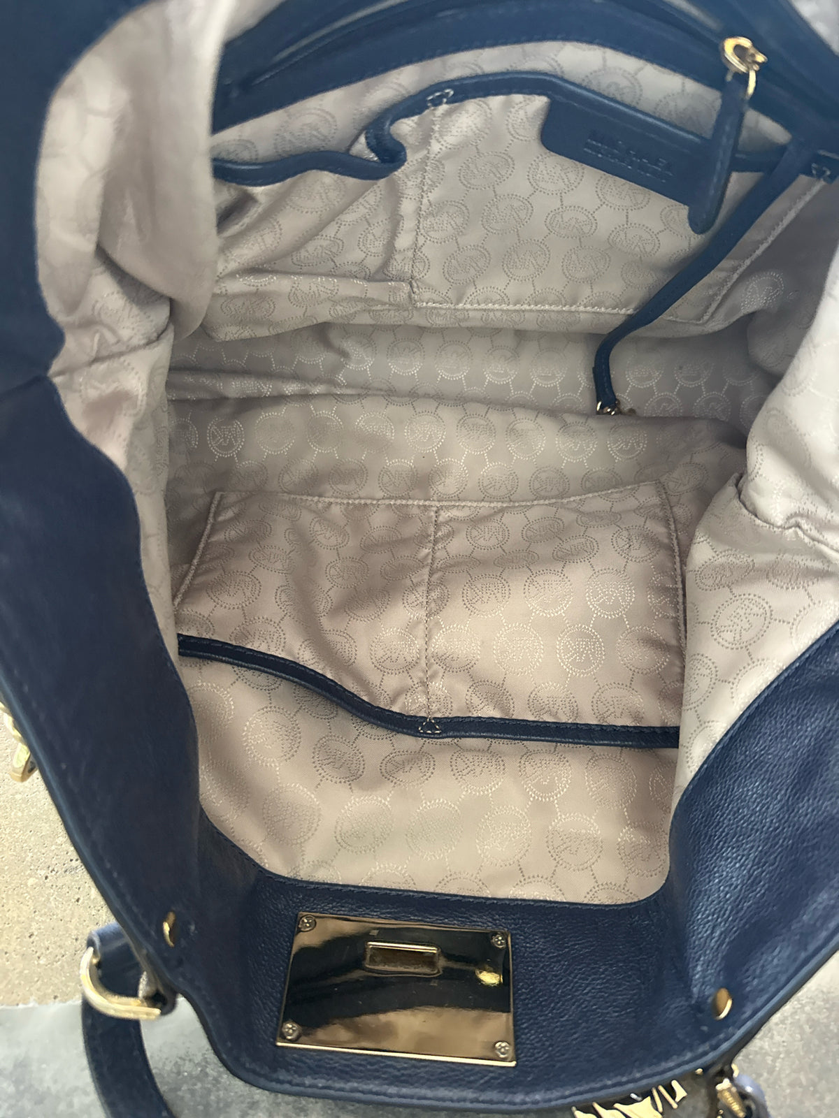 MICHAEL KORS Navy Purse