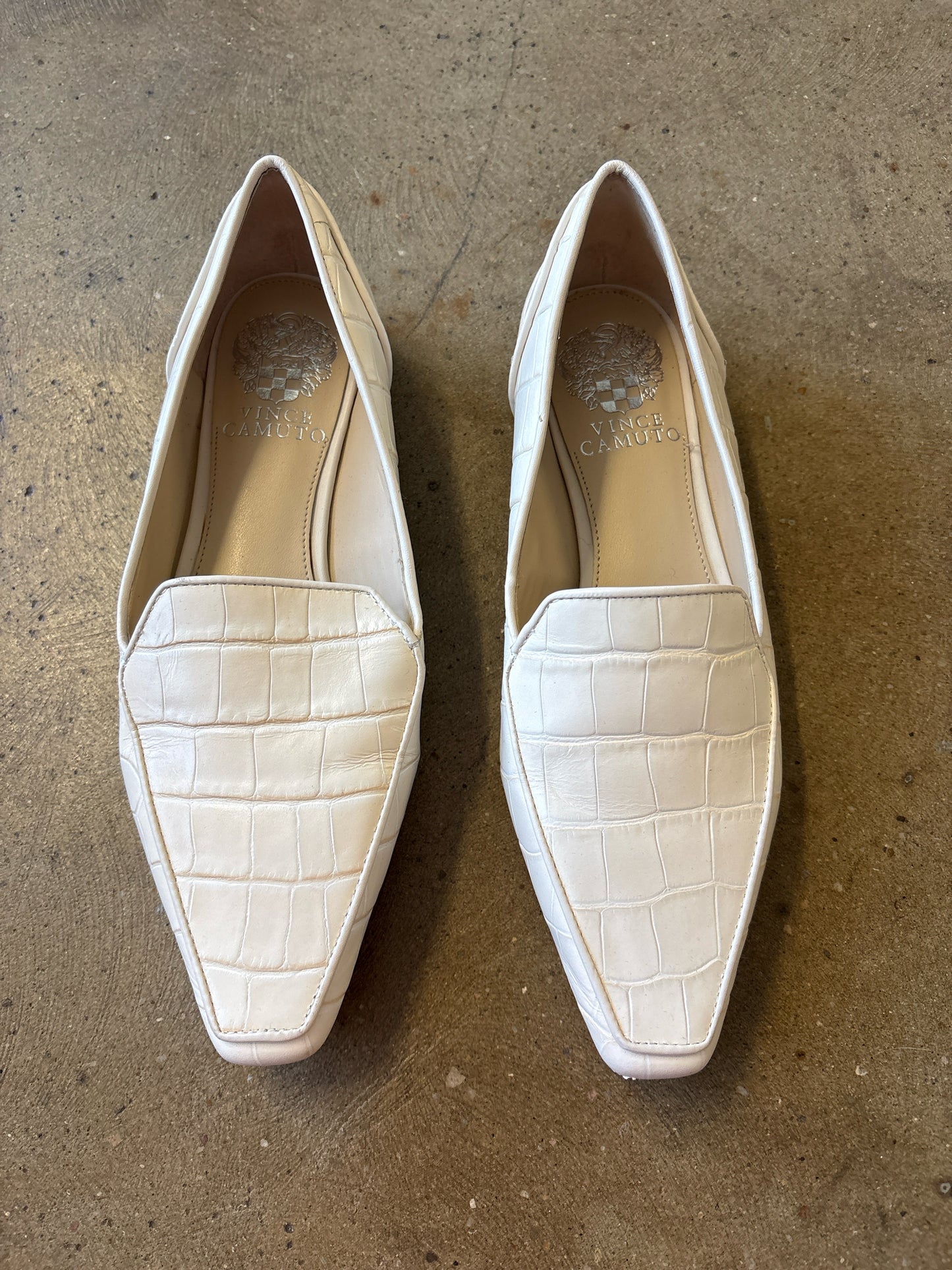 Vince Camuto Shoe Size 6.5 Ivory Animal Print Flats