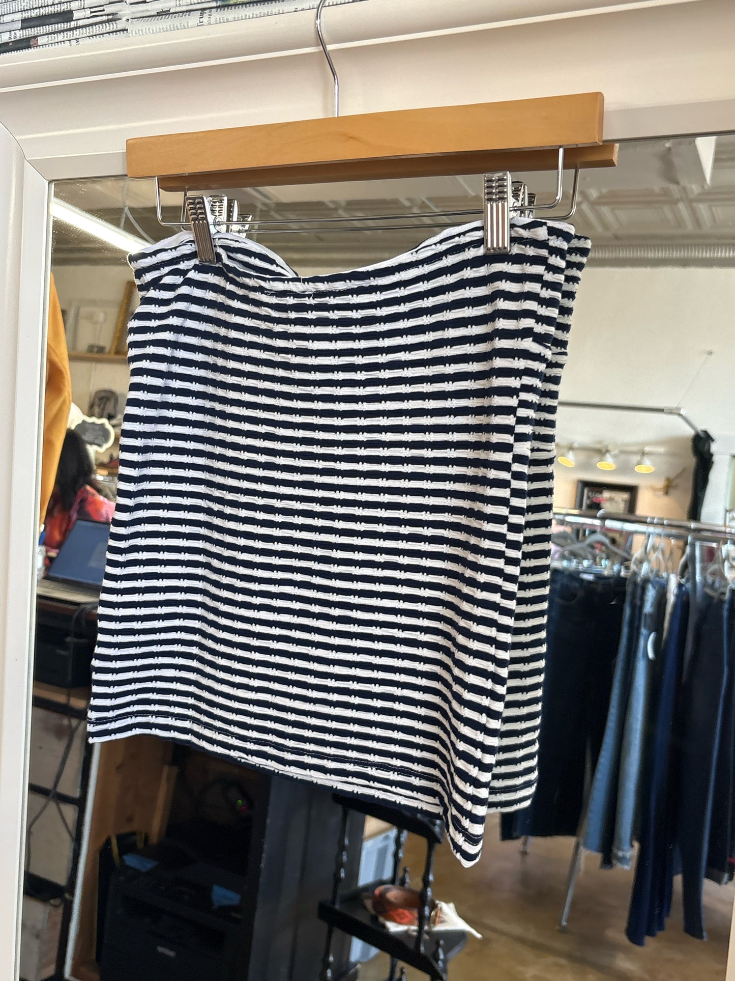 Maeve Size M Navy + white Stripe Top