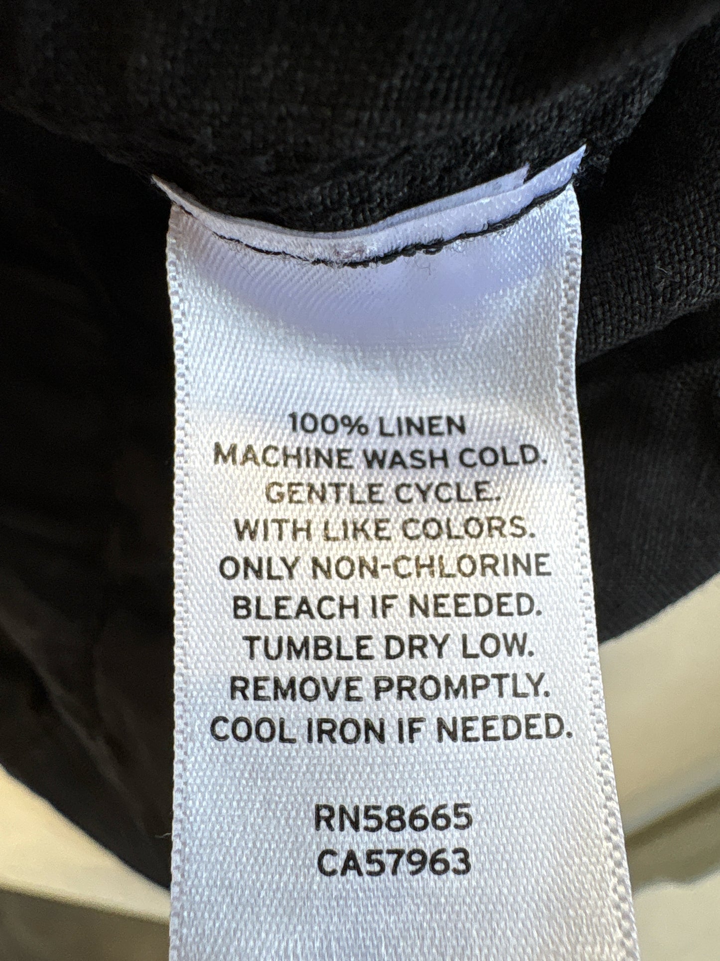 Caslon Size S Black Shorts