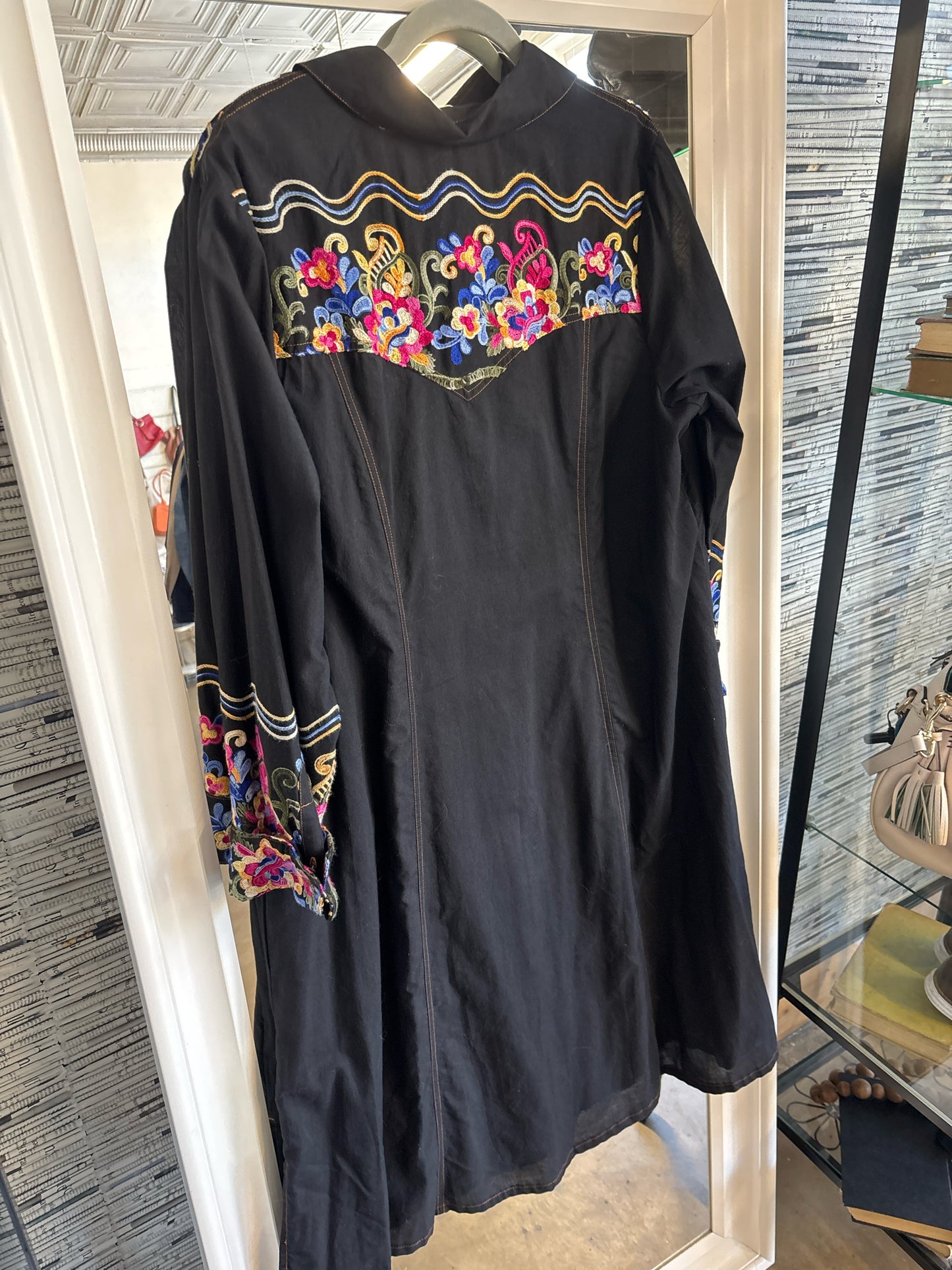 Soft Surroundings Size 1X Black/Multi Embroidered Dress