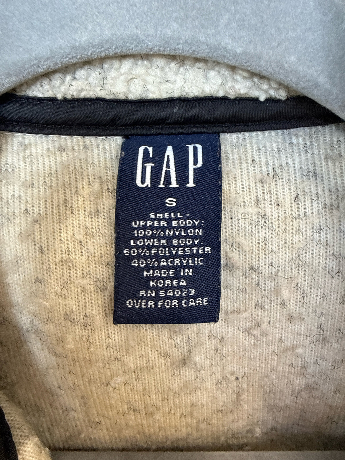 GAP Size S Cream/Black Vest