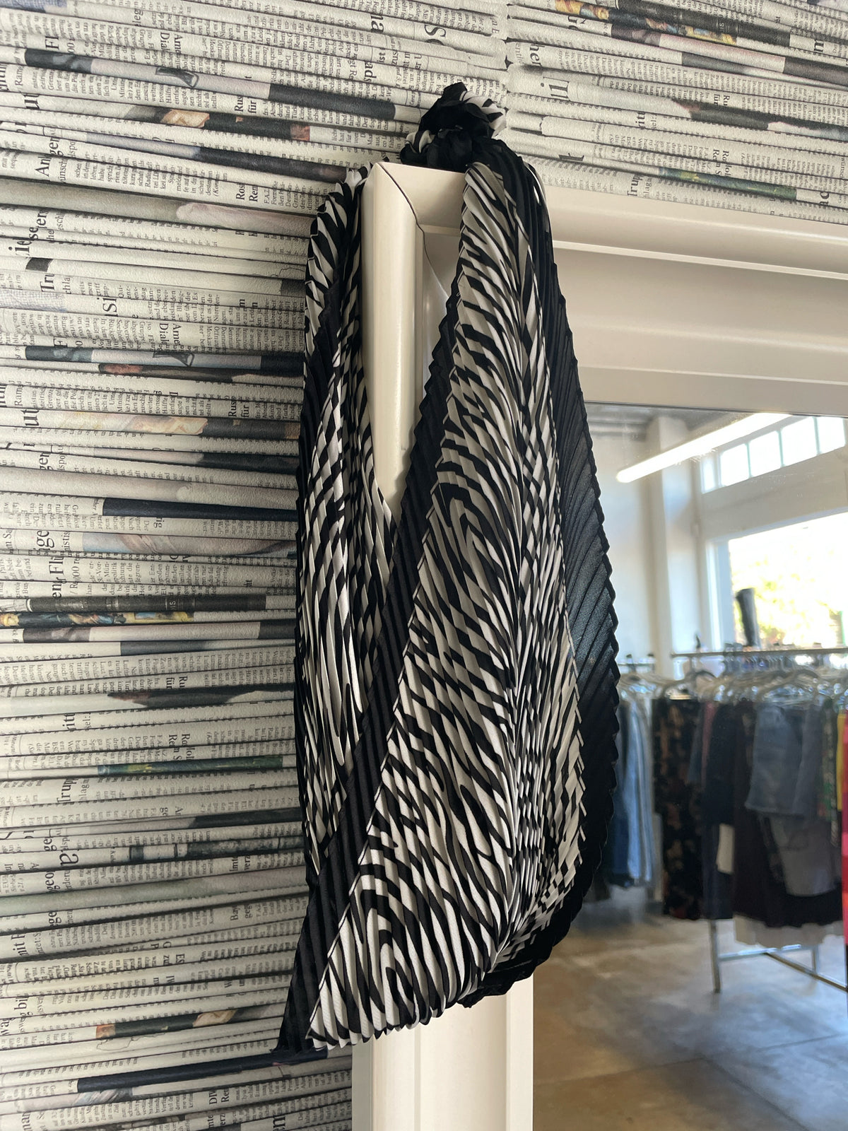 Black & White Scarf