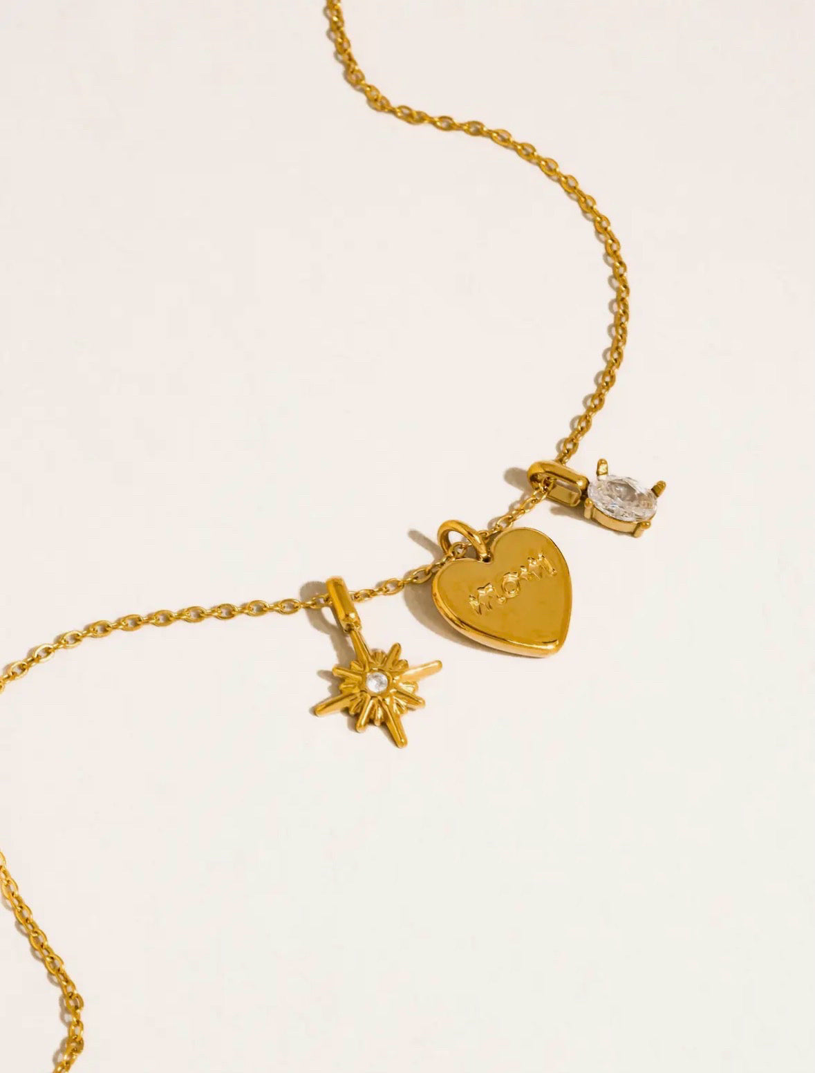 Flanerie Necklace