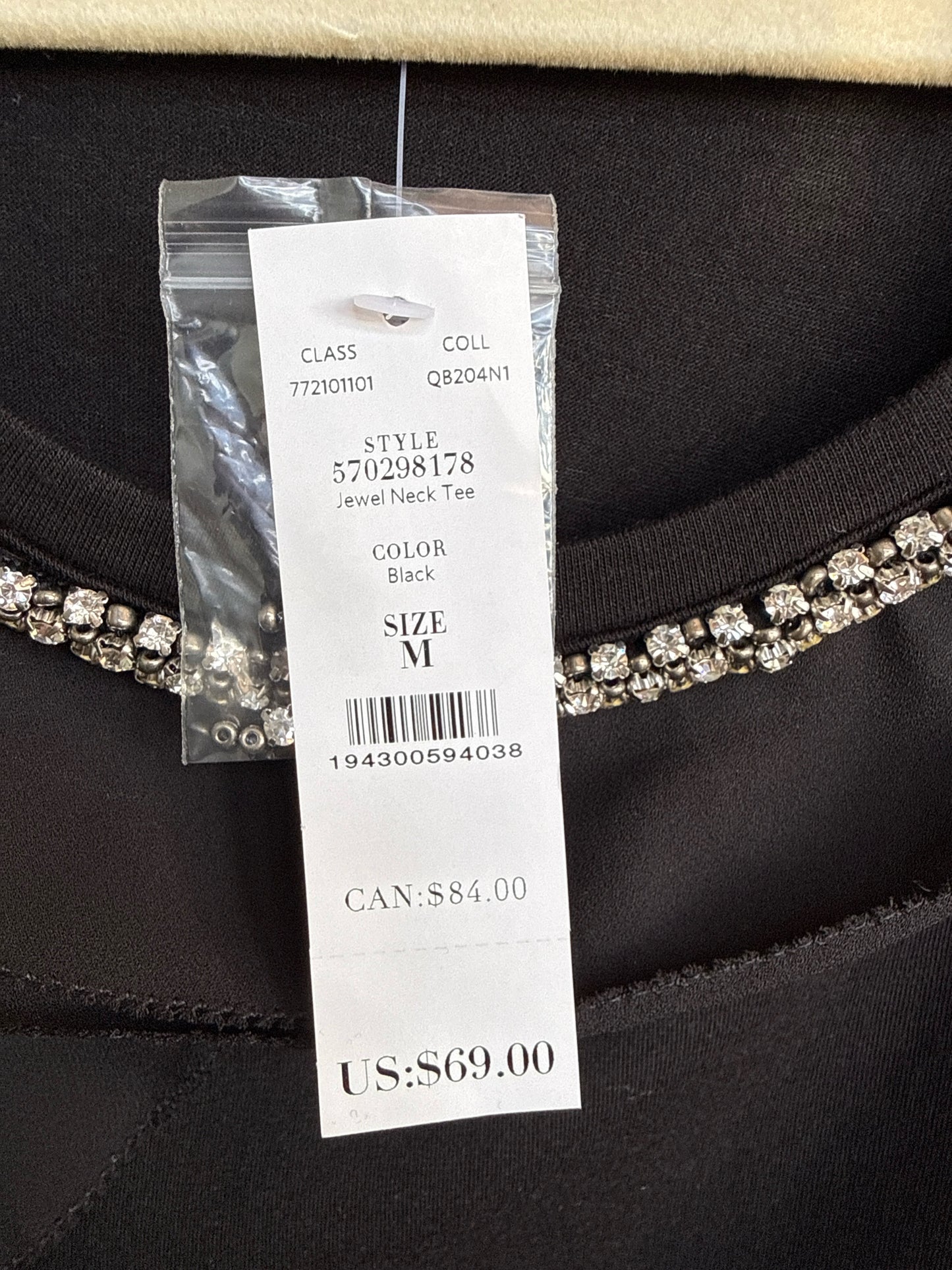 White House Black Market Size M Black Top