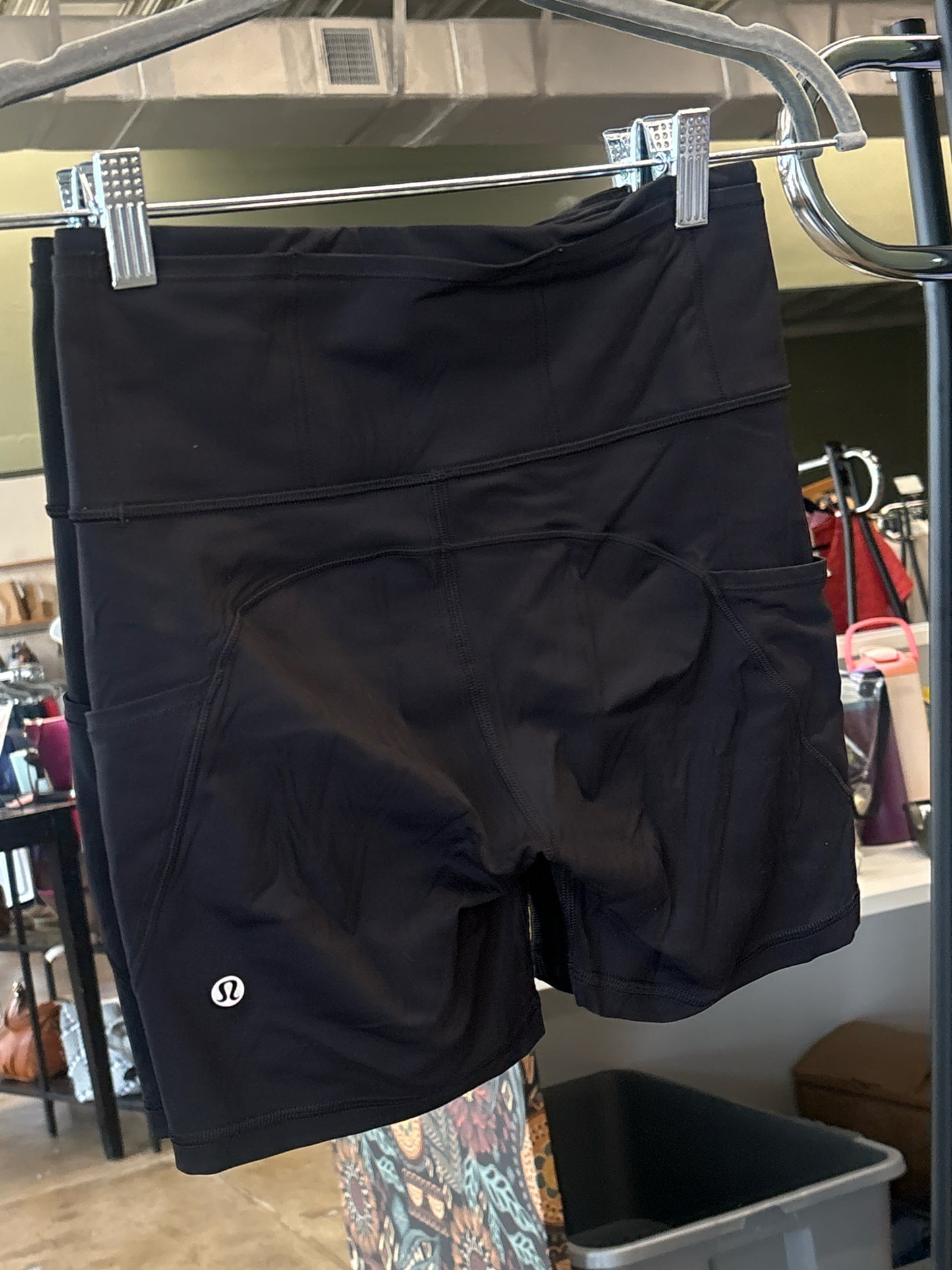 Lululemon Size 6 Black Shorts